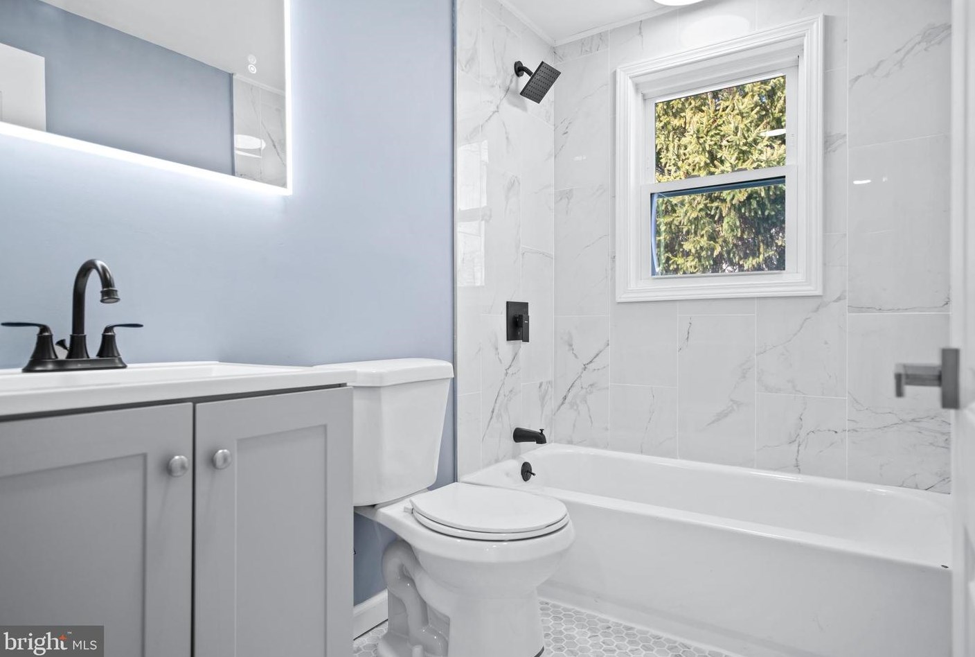 38 Marlyn Ave, Pennsville NJ 08070-1405 exterior