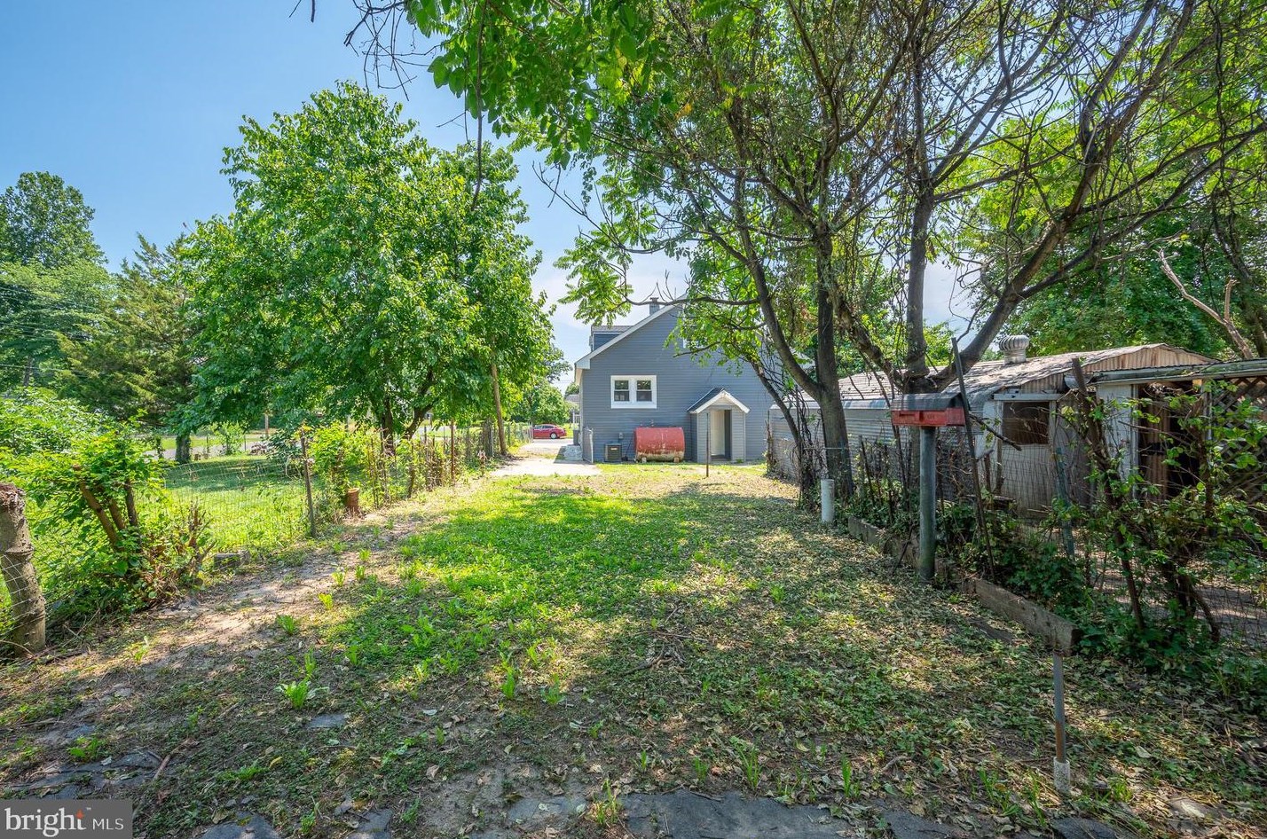 174 Dolbow Ave, Carneys Point Township NJ  08069-3102 exterior