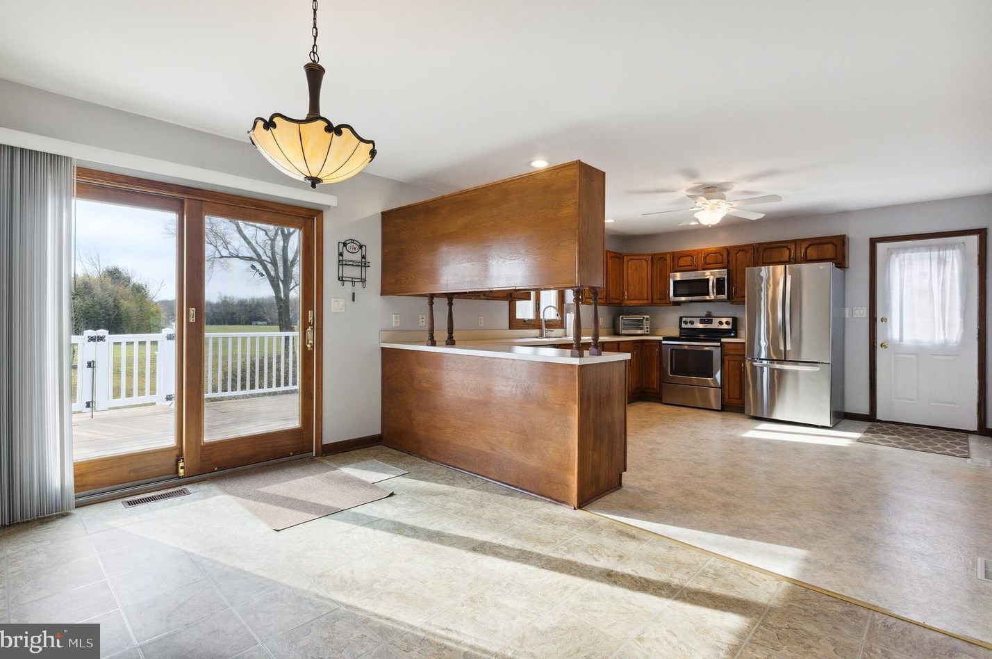 5 New Freedom Rd, Aura NJ  08343-1834 exterior