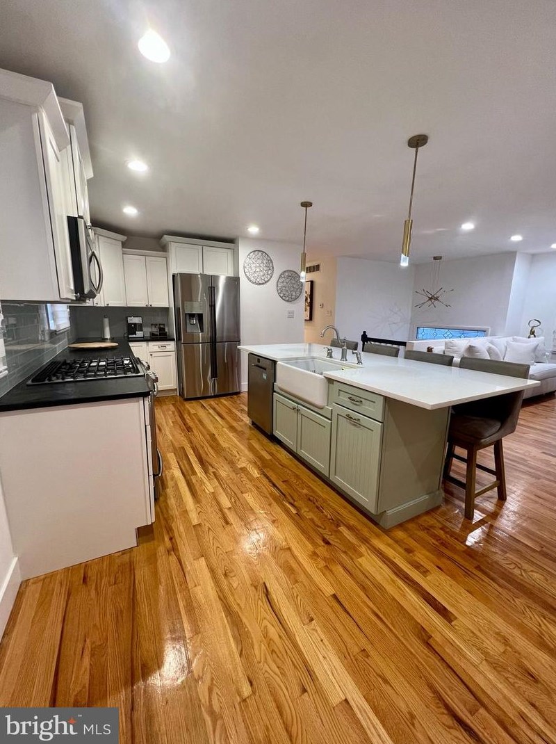 91 2nd St, Pennsville NJ  08070-2253 exterior