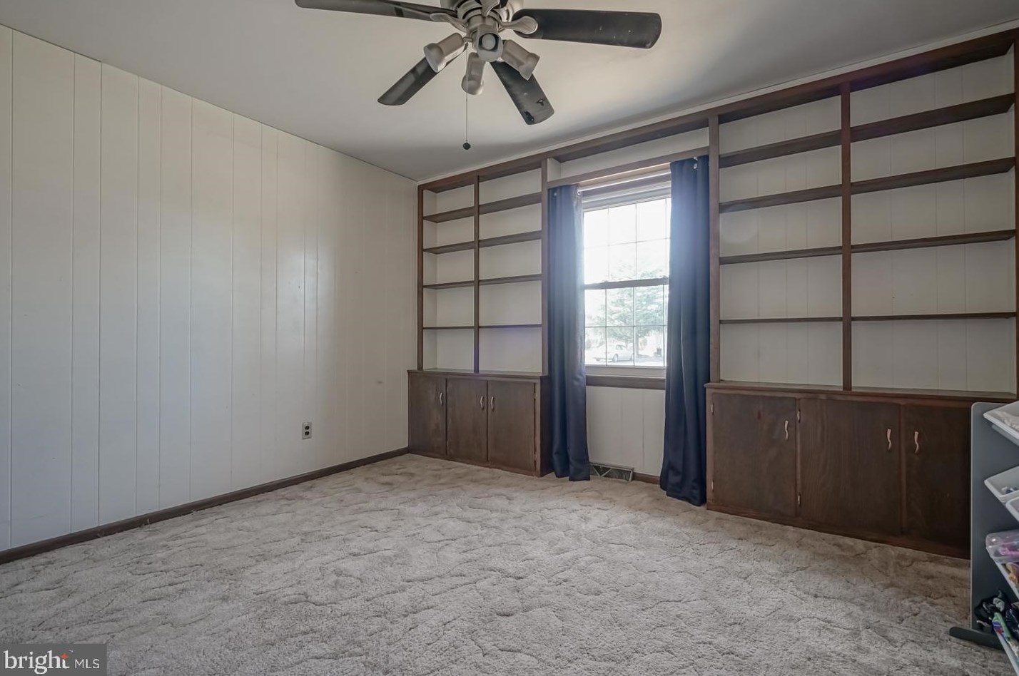 178 River Dr, Pennsville NJ  08070-1633 exterior