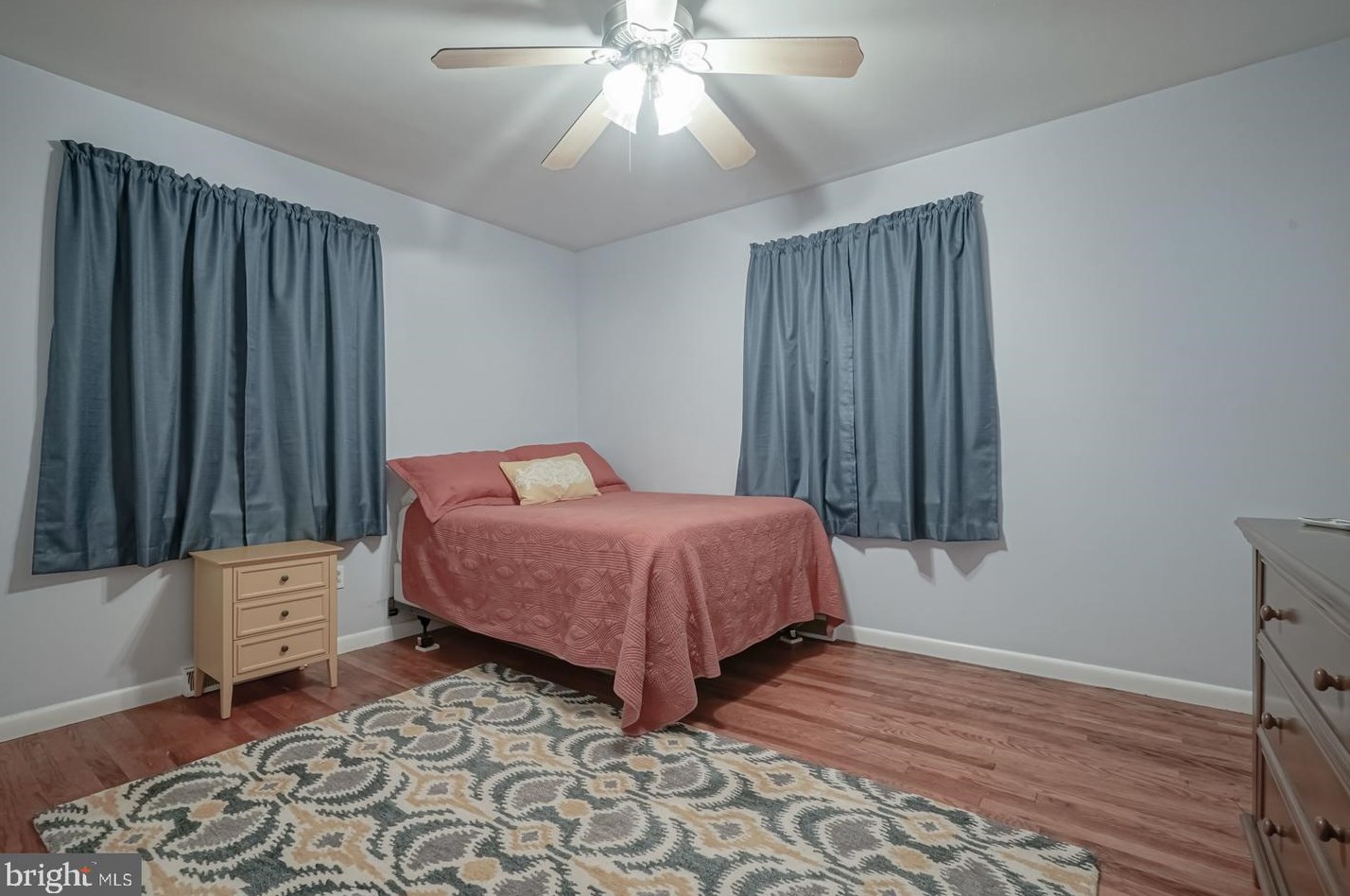 178 River Dr, Pennsville NJ  08070-1633 exterior