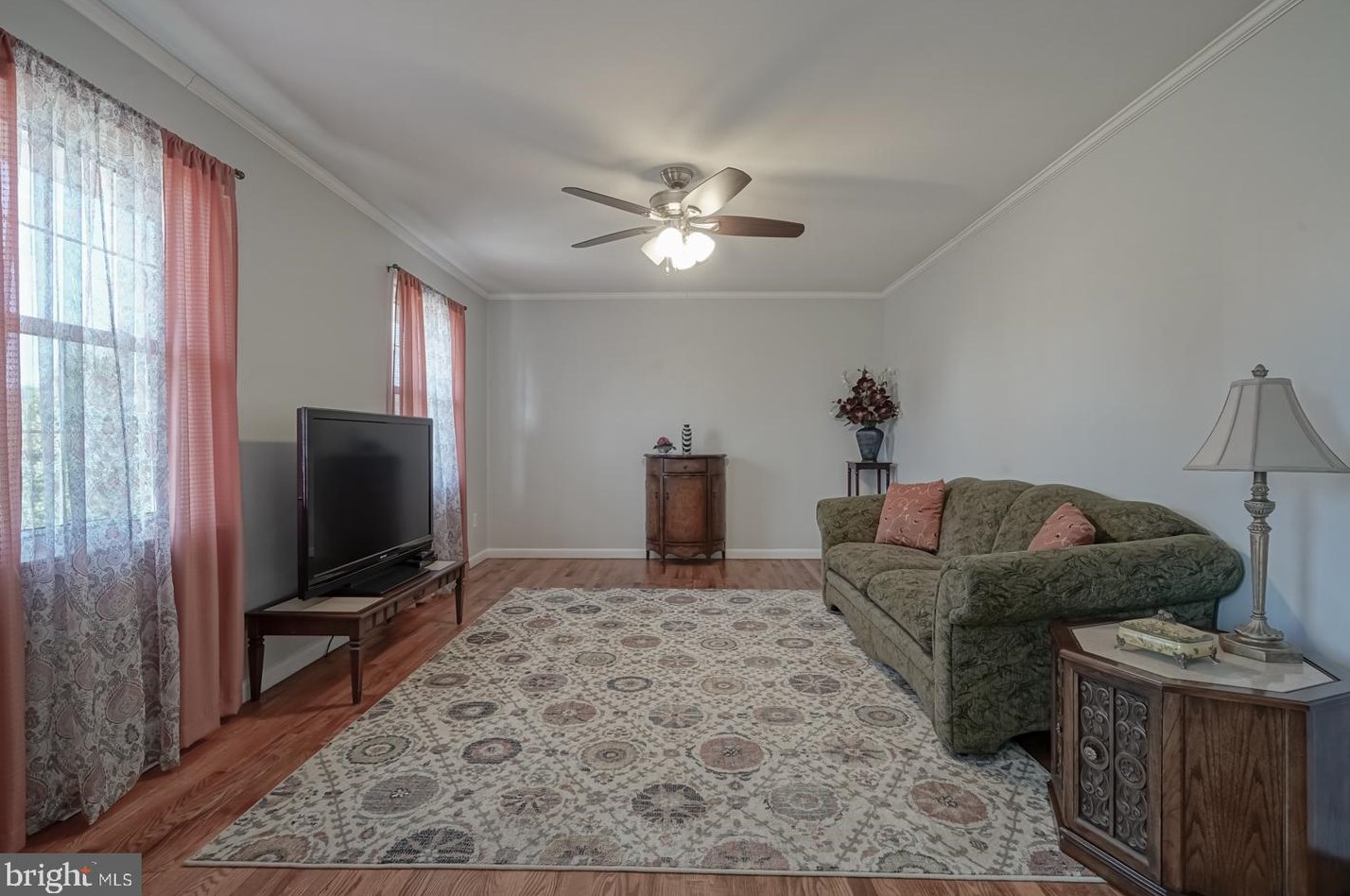 178 River Dr, Pennsville NJ  08070-1633 exterior