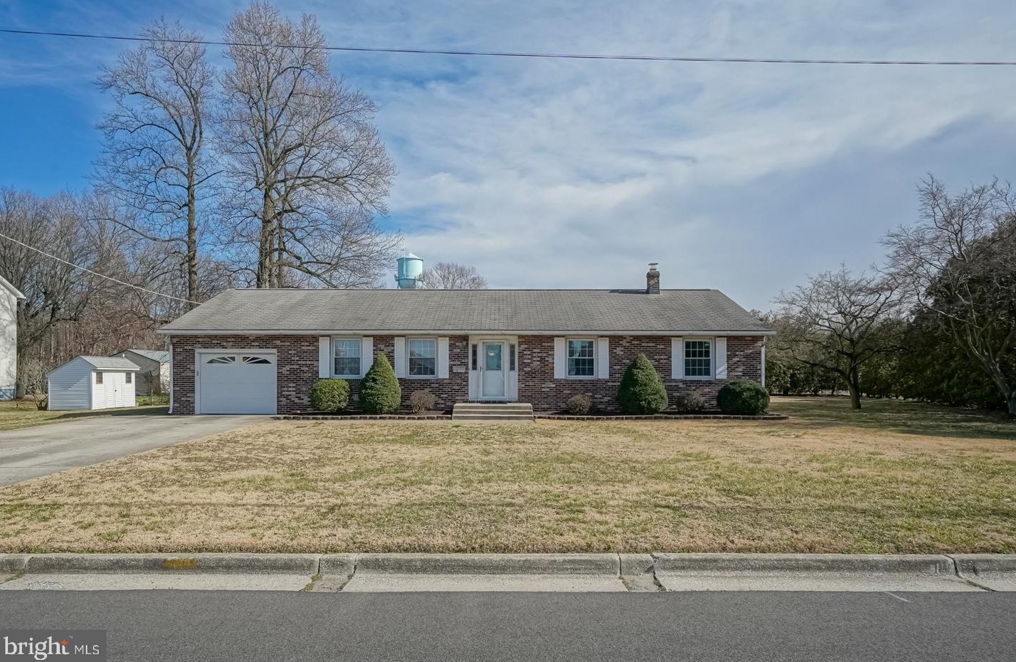 178 River Dr, Pennsville NJ  08070-1633 exterior