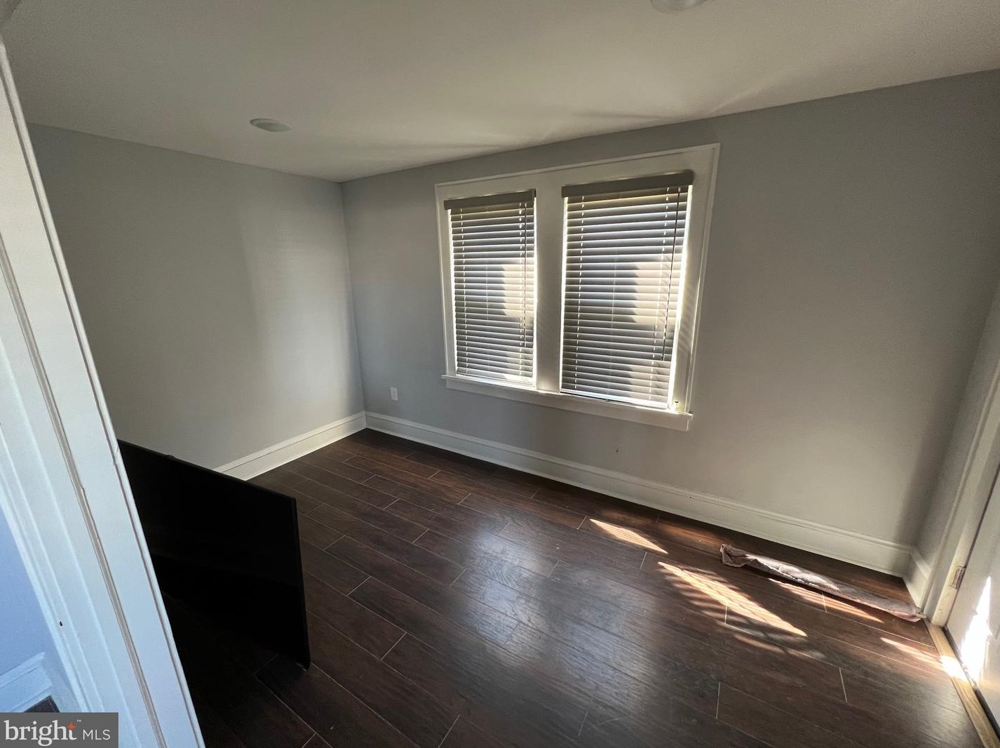 21 Virginia Ave, Carneys Point Township NJ  08069-1760 exterior