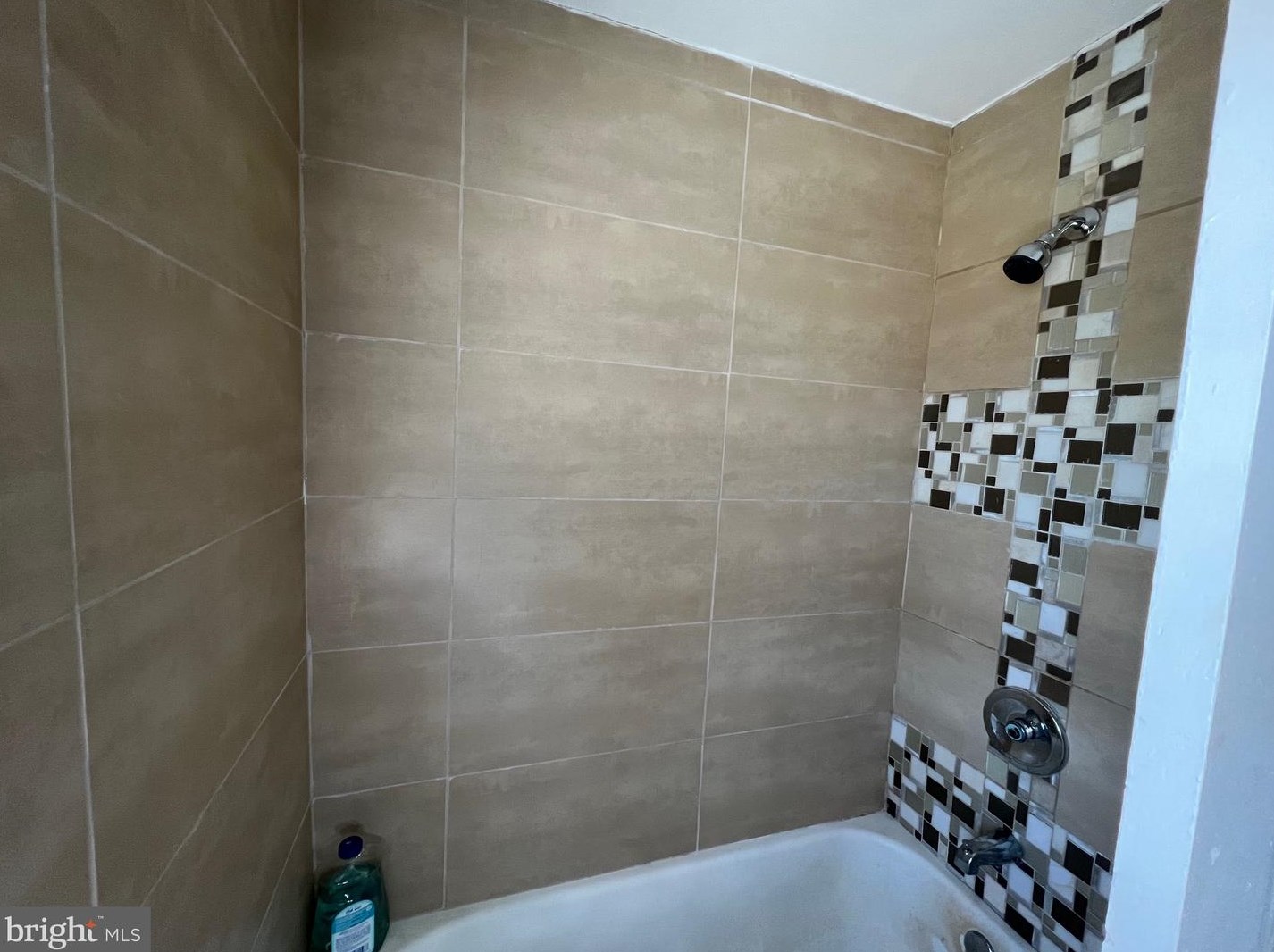 21 Virginia Ave, Carneys Point Township NJ  08069-1760 exterior