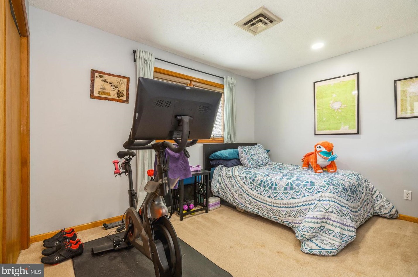 18 Grace Ave, Pennsville NJ  08070-1205 exterior