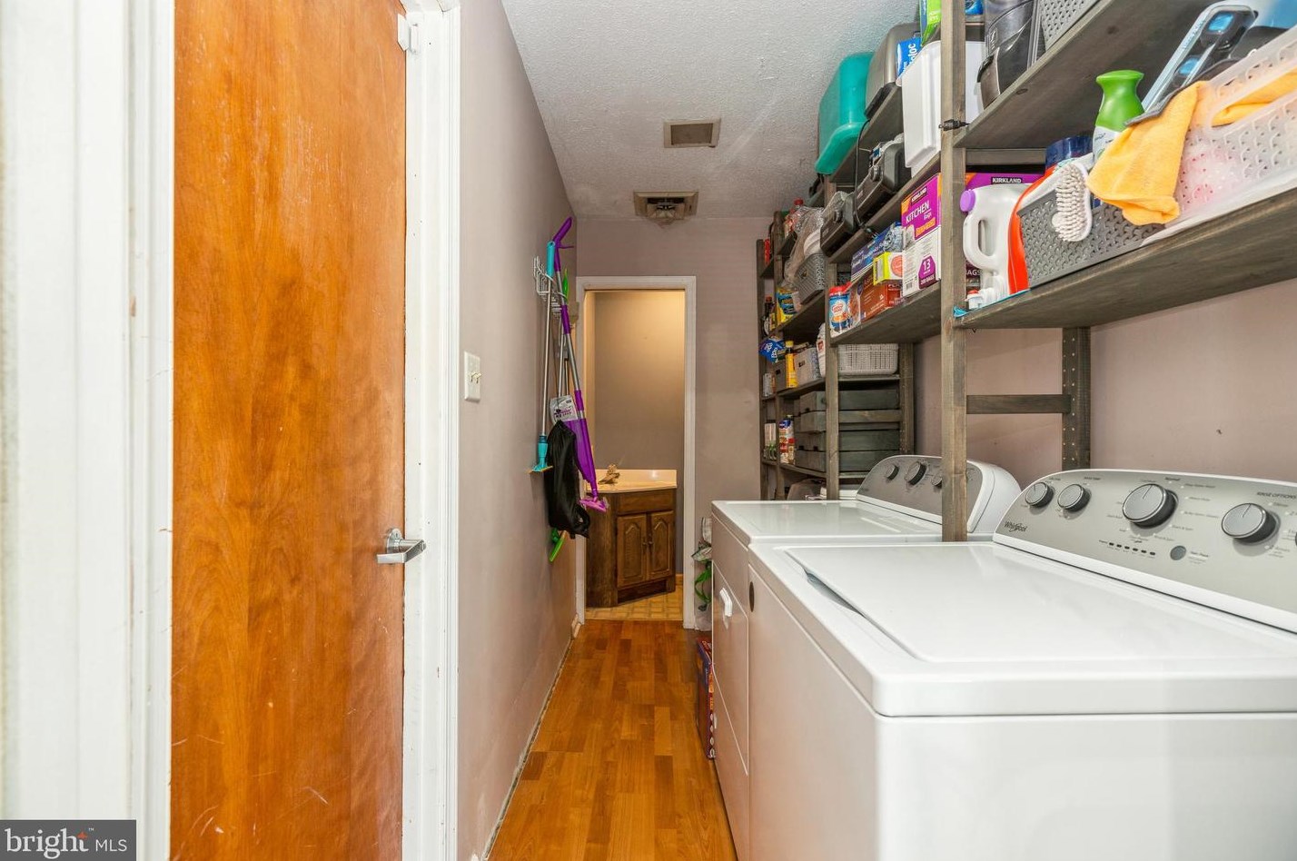 18 Grace Ave, Pennsville NJ  08070-1205 exterior