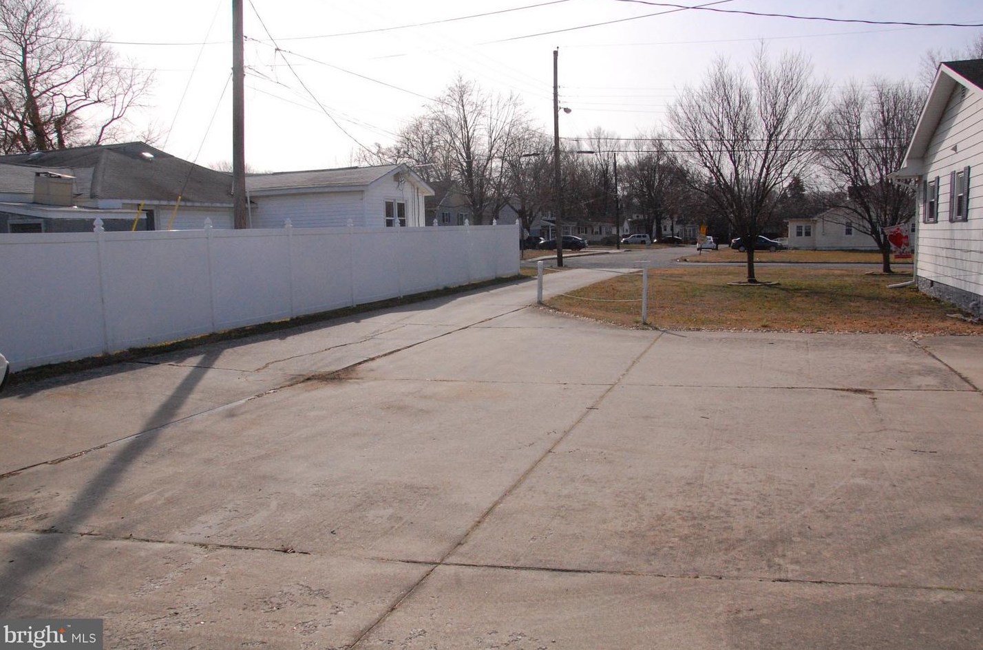 54 Chestnut St, Pennsville NJ  08070-2027 exterior