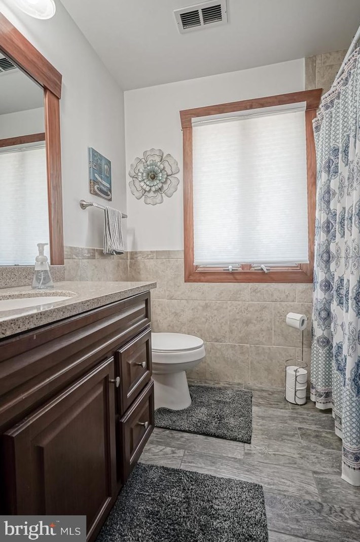 13 Cordrey Ave, Pennsville NJ  08070-2602 exterior