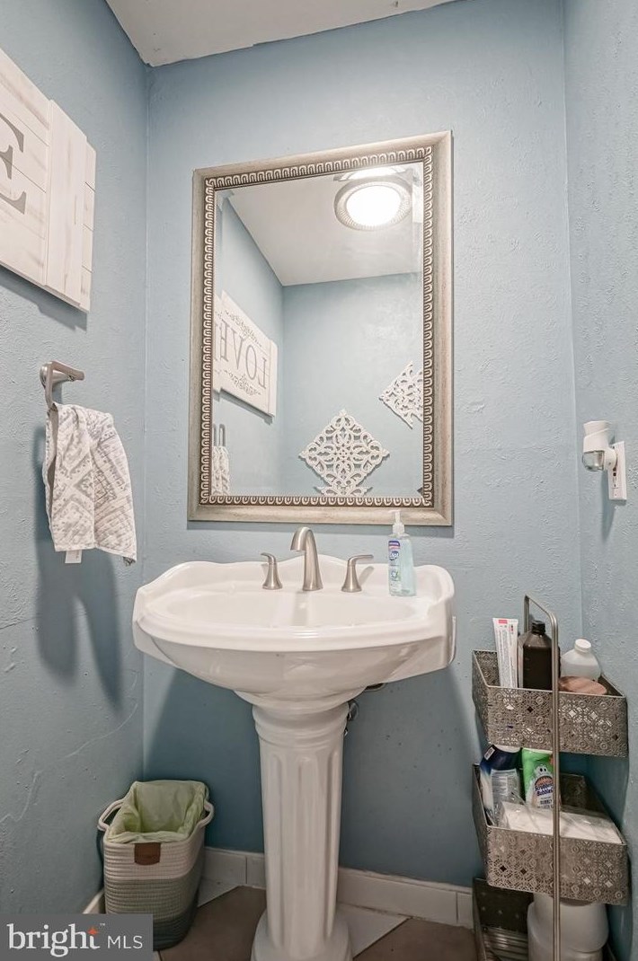 13 Cordrey Ave, Pennsville NJ  08070-2602 exterior