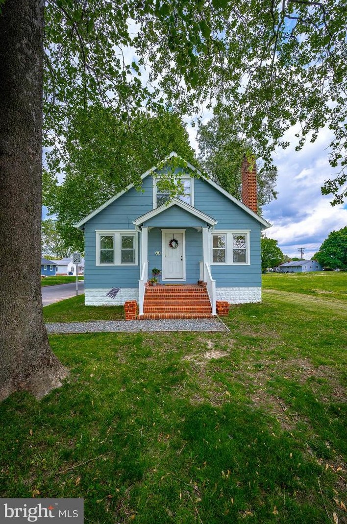 8 Kansas Rd, Pennsville NJ  08070-3612 exterior