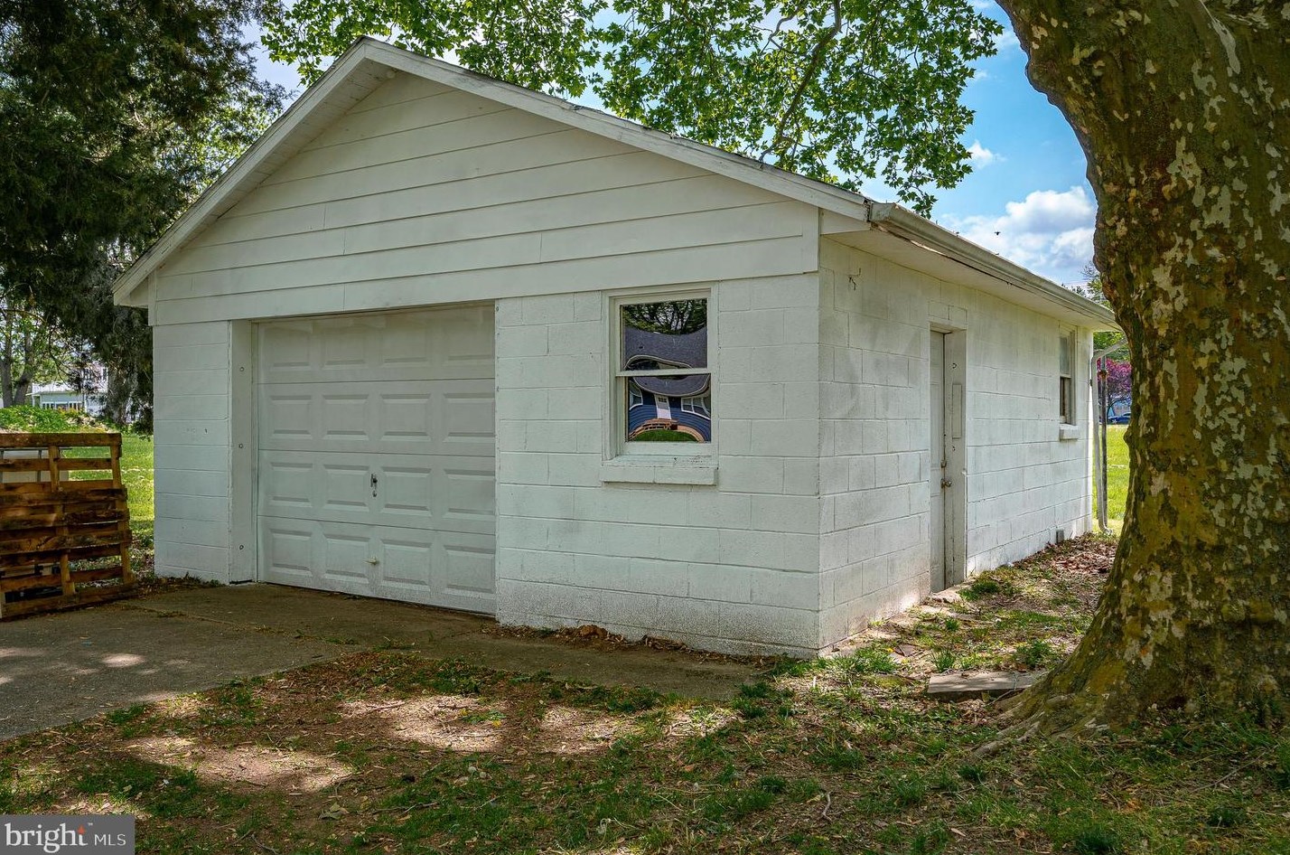 8 Kansas Rd, Pennsville NJ  08070-3612 exterior