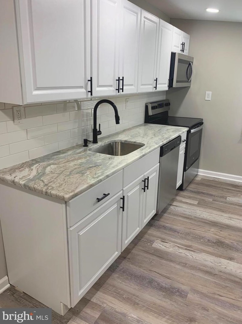 138 Lanning Ave, Carneys Point Township NJ  08069-1018 exterior