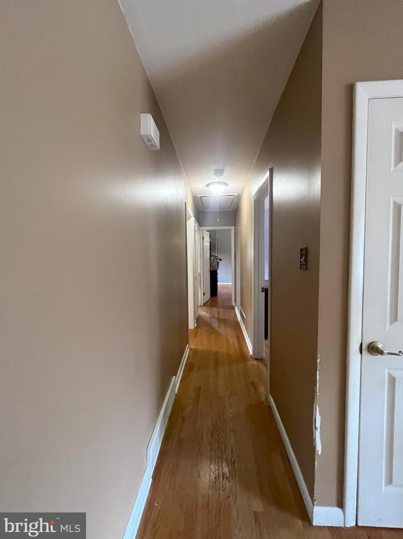 51 Penn Bch Dr, Pennsville NJ 08070-3643 exterior