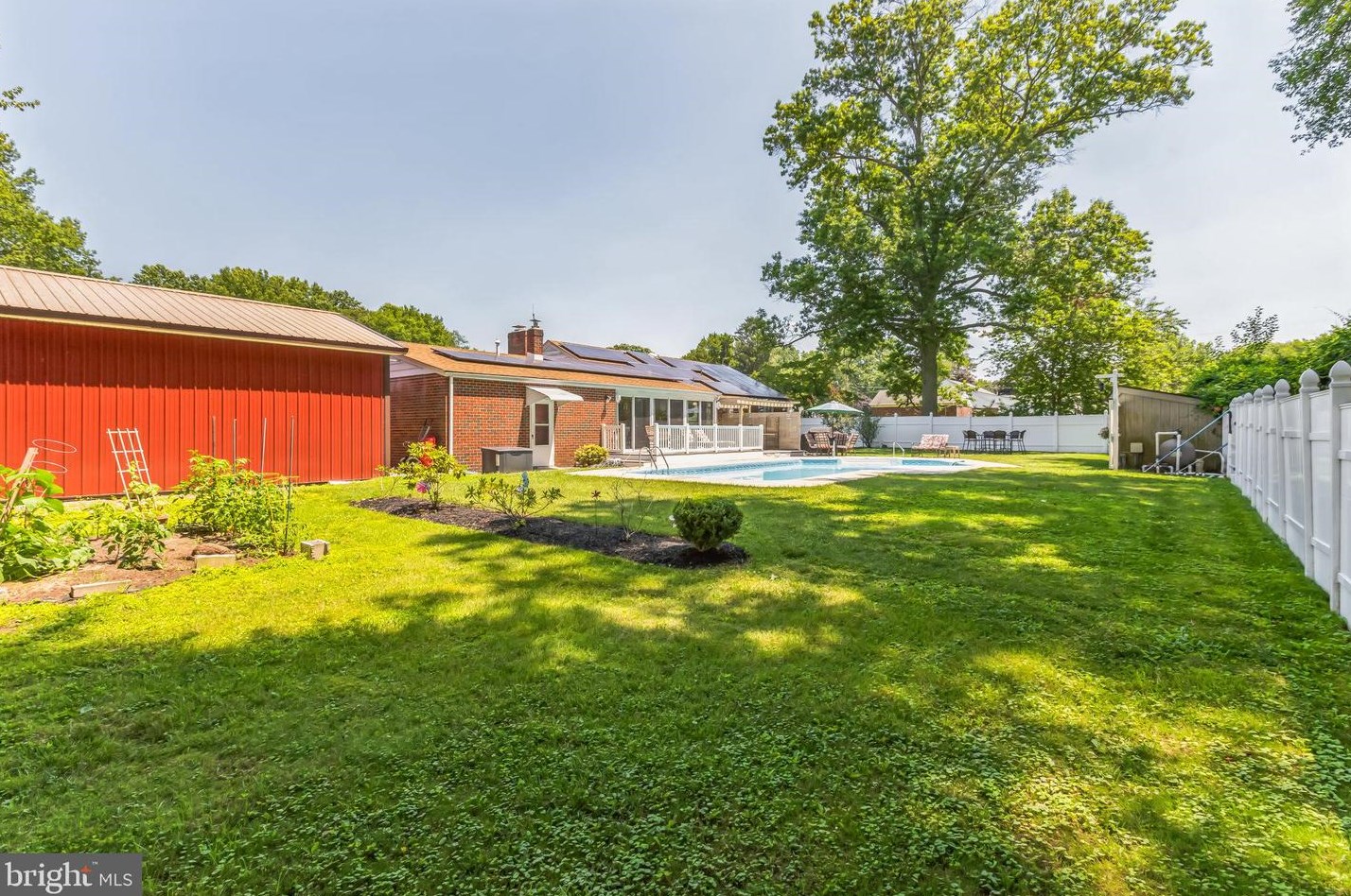 269 Pittsfield St, Pennsville NJ 08070-1921 exterior