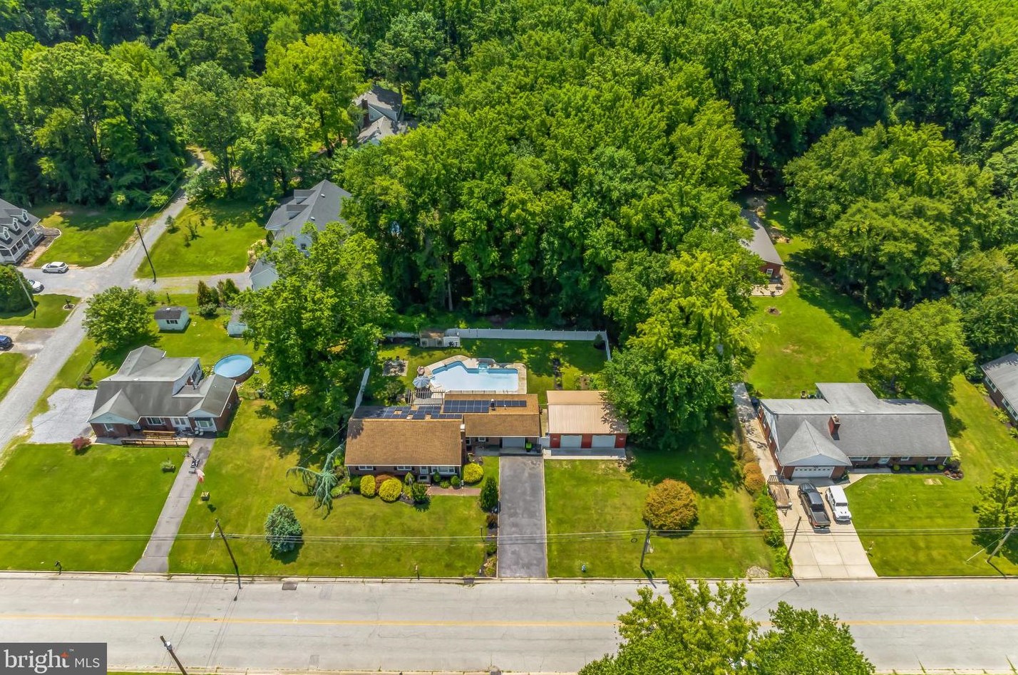 269 Pittsfield St, Pennsville NJ 08070-1921 exterior