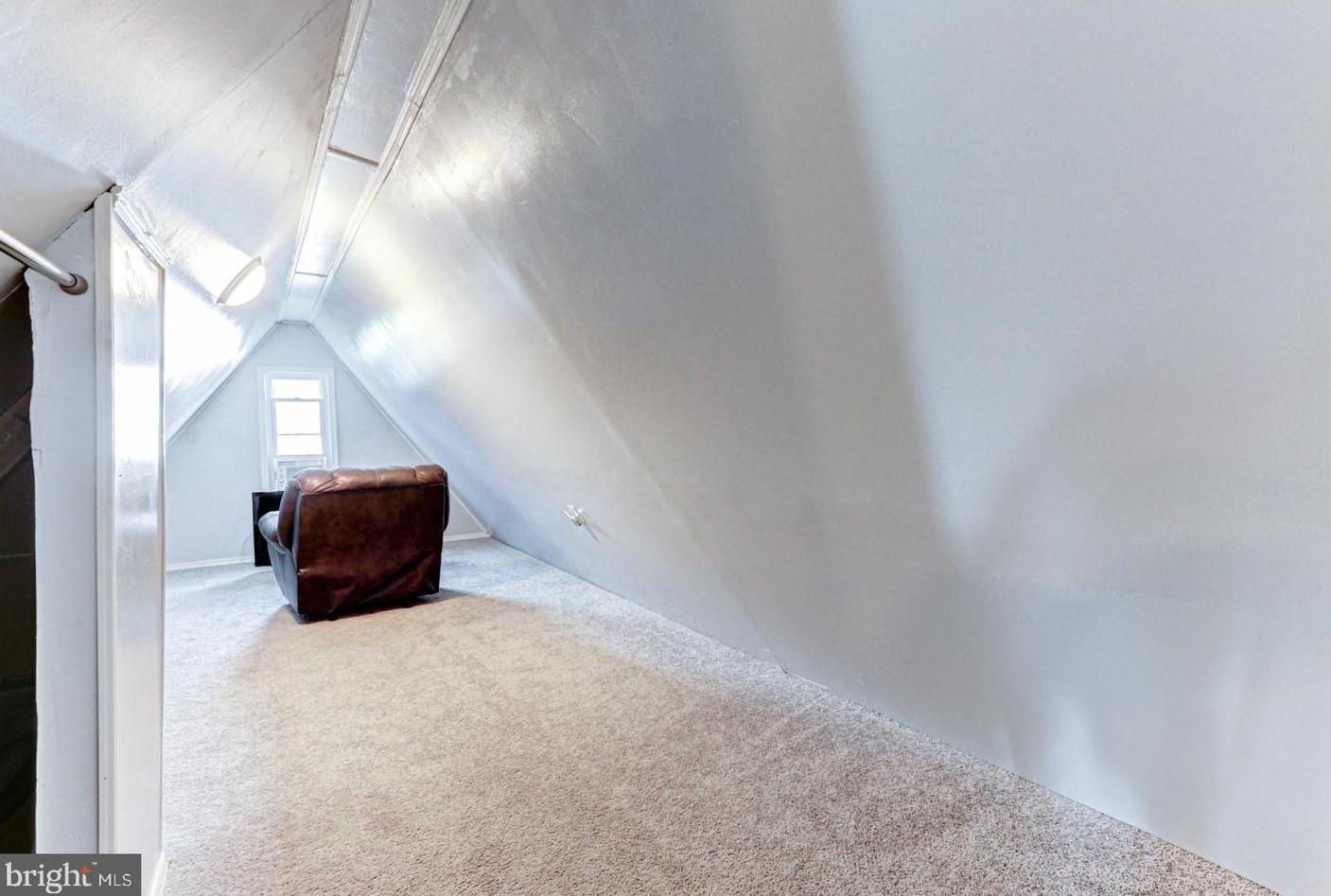 1 Harding Ave, Pennsville NJ  08070-1613 exterior