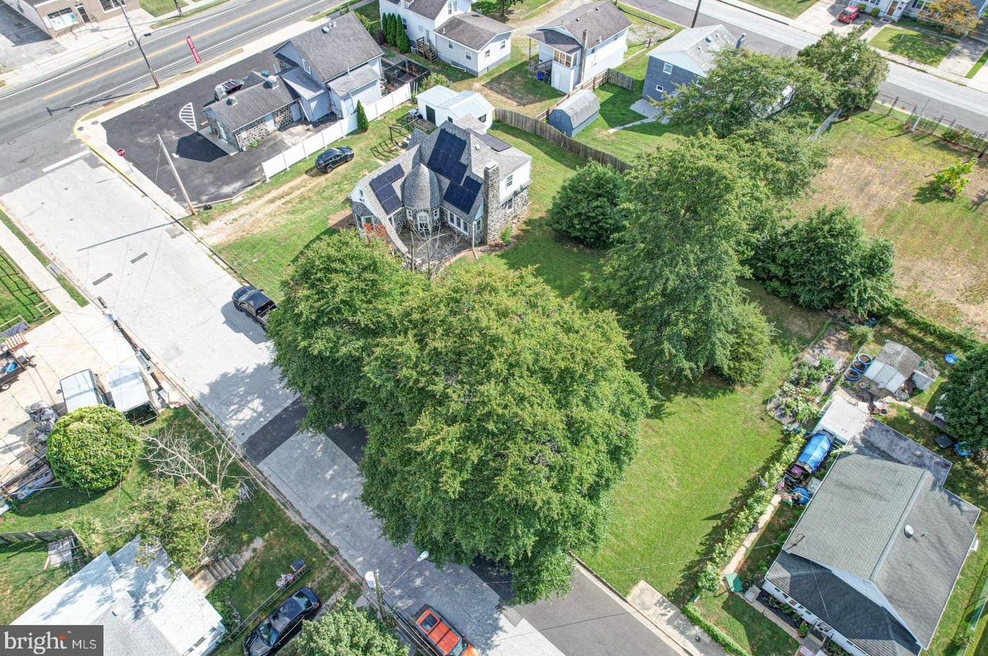 1 Harding Ave, Pennsville NJ  08070-1613 exterior