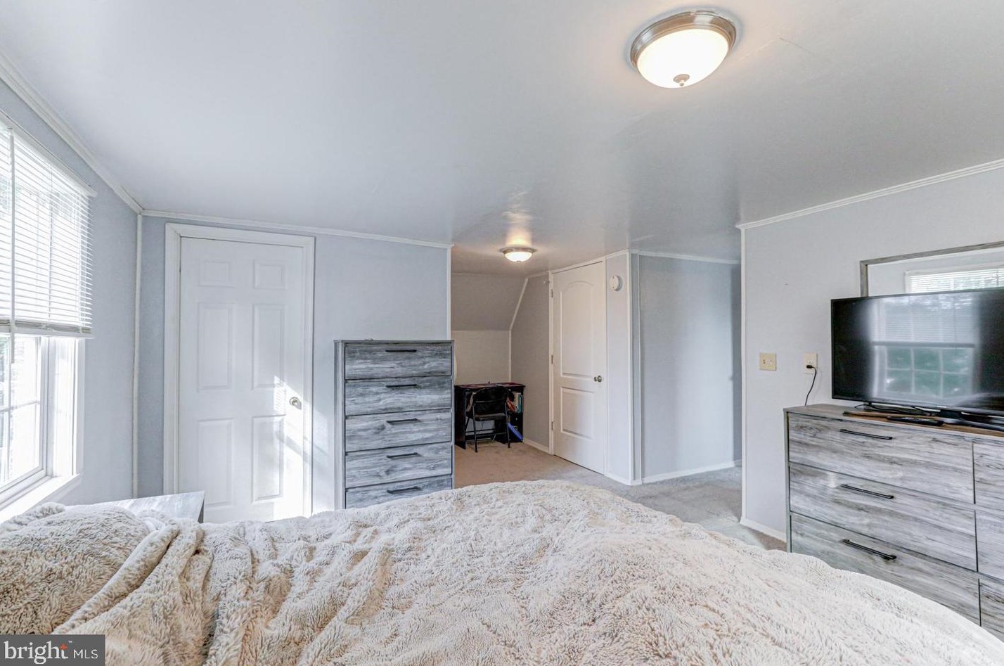 1 Harding Ave, Pennsville NJ  08070-1613 exterior