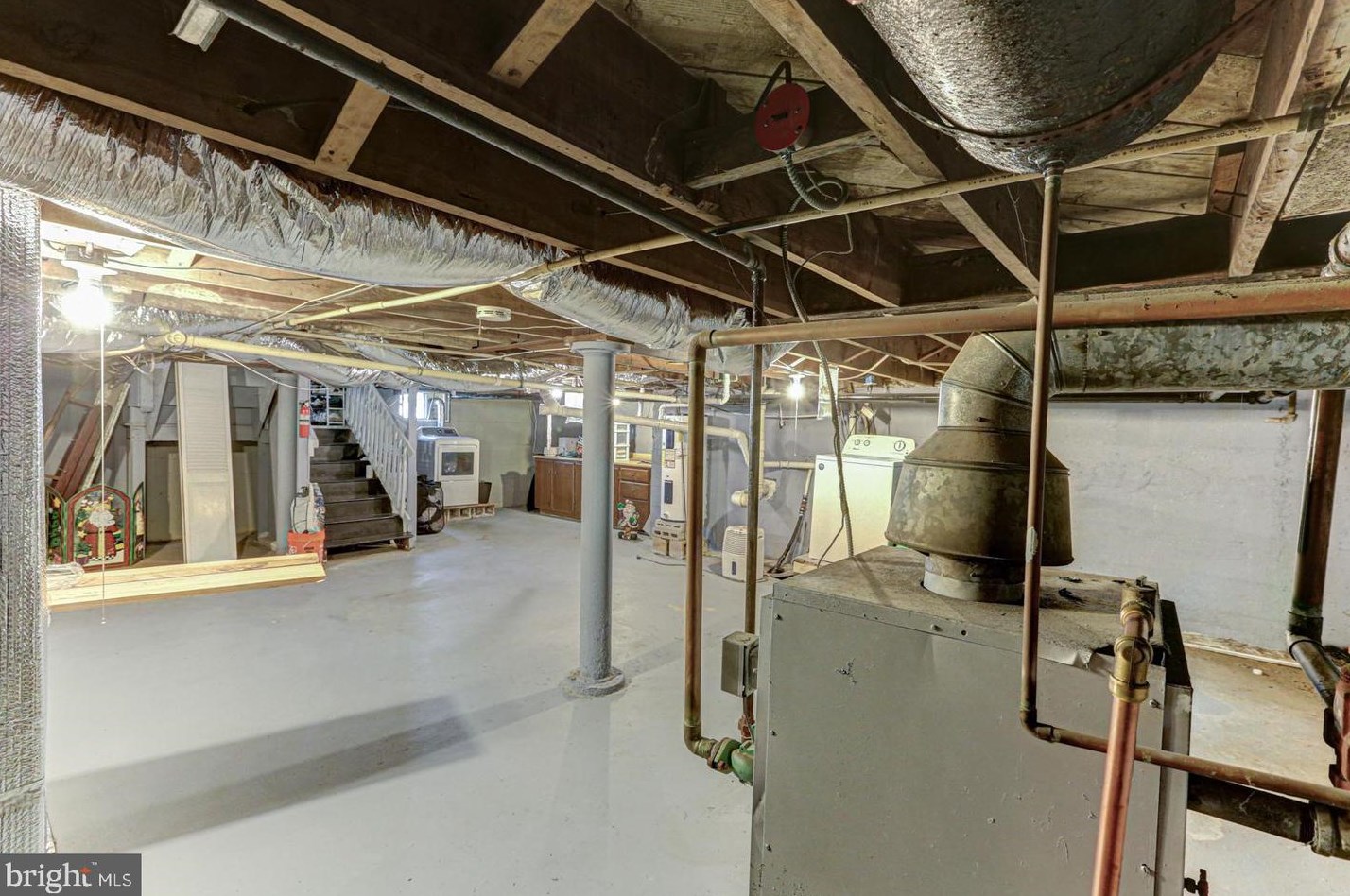 1 Harding Ave, Pennsville NJ  08070-1613 exterior