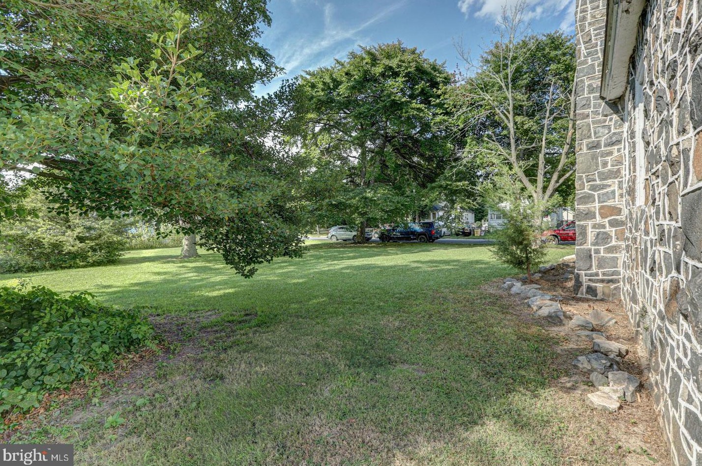 1 Harding Ave, Pennsville NJ  08070-1613 exterior