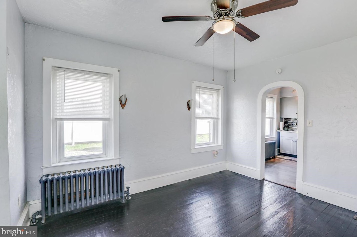 1 Harding Ave, Pennsville NJ  08070-1613 exterior