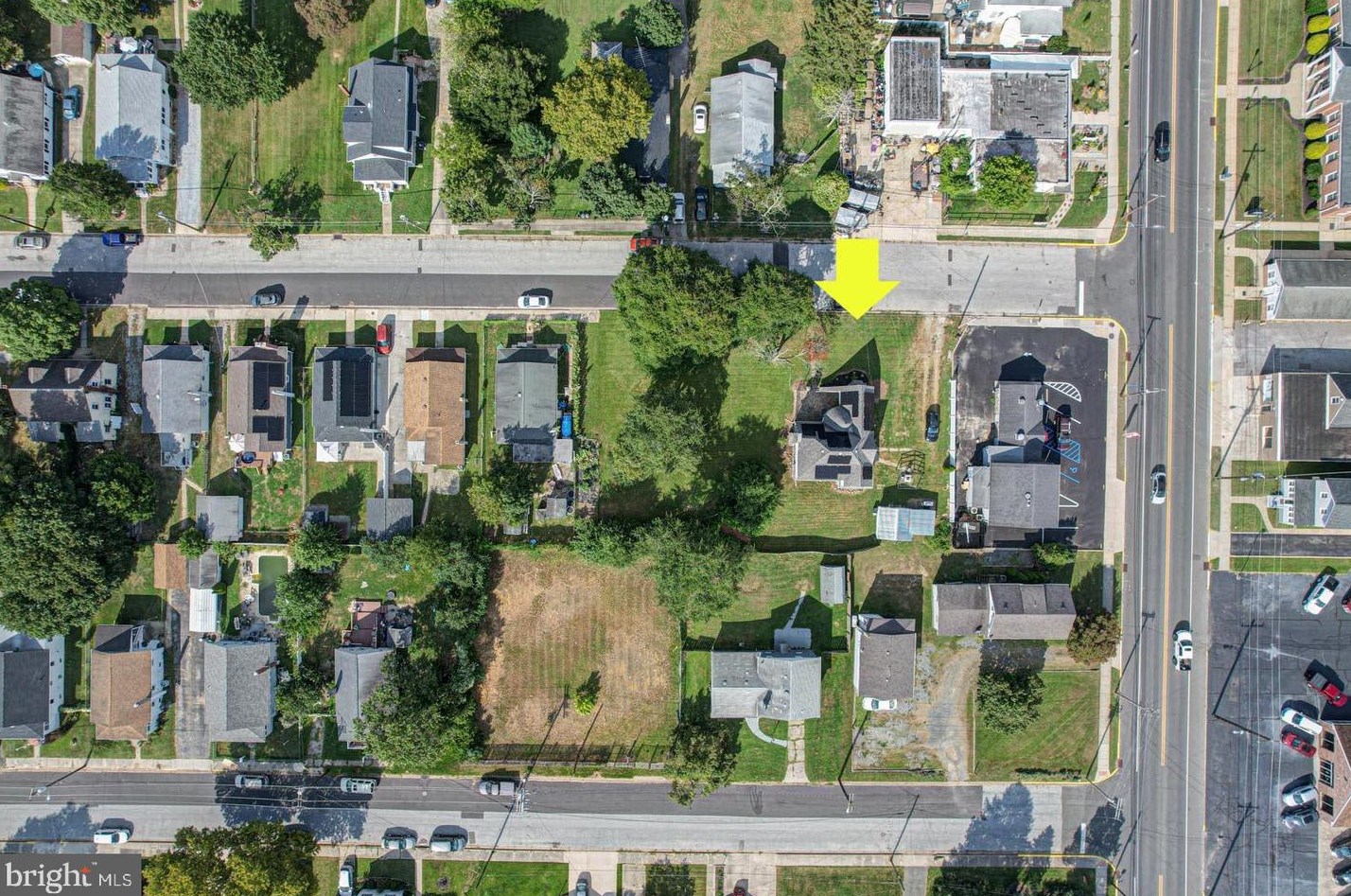 1 Harding Ave, Pennsville NJ  08070-1613 exterior