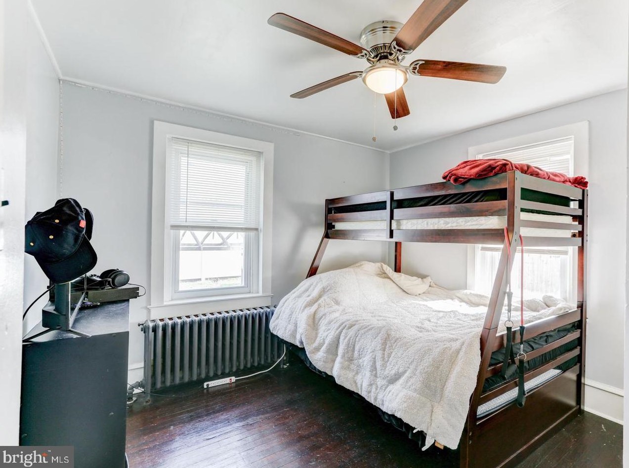 1 Harding Ave, Pennsville NJ  08070-1613 exterior