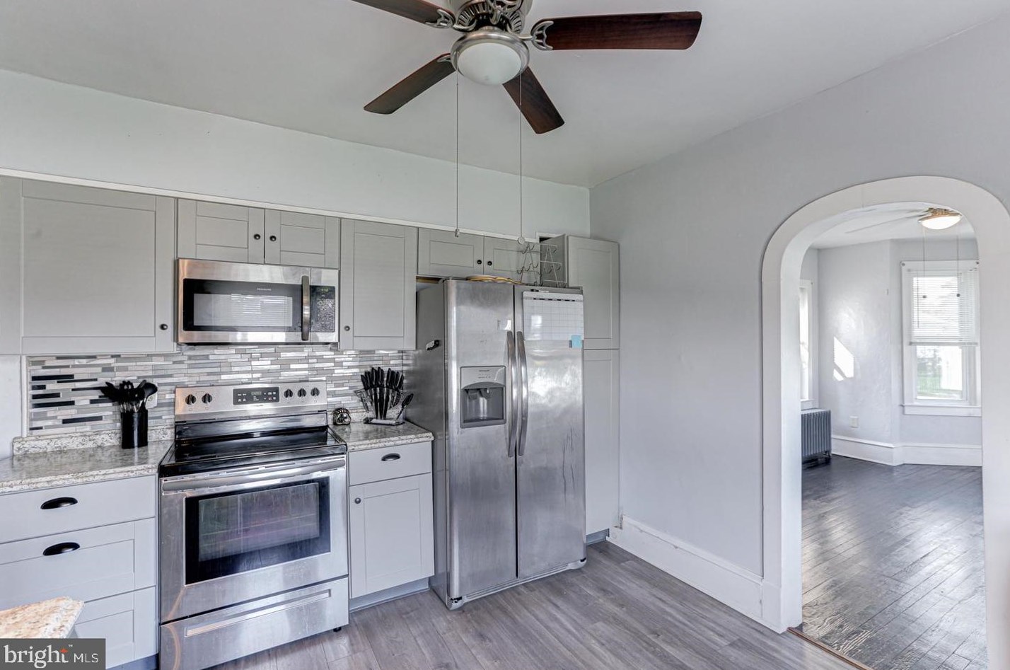 1 Harding Ave, Pennsville NJ  08070-1613 exterior