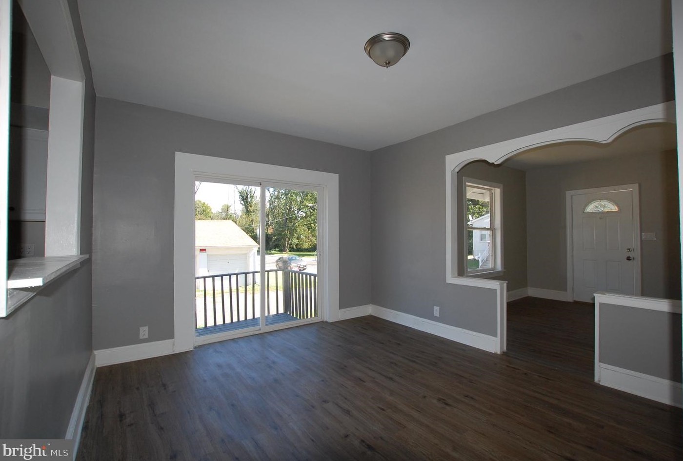 310 State St, Carneys Point Township NJ  08069-1622 exterior