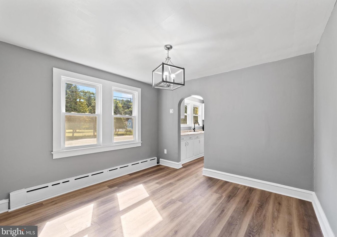 85 Hook Rd, Pennsville NJ 08070-1906 exterior