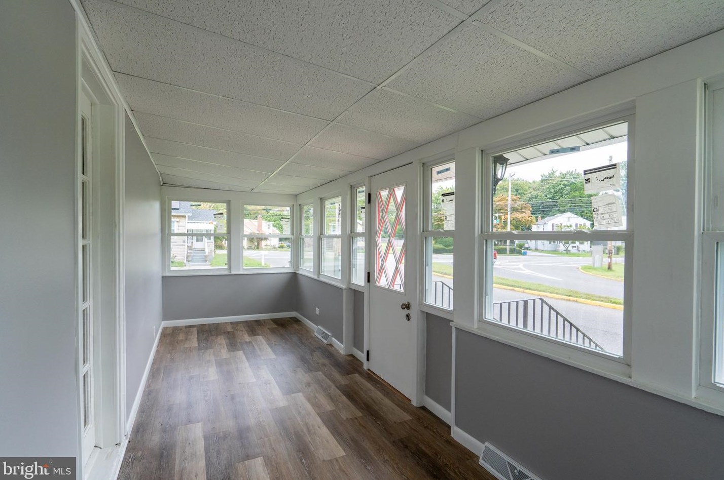 6 Fort Mott Rd, Pennsville NJ  08070-2713 exterior