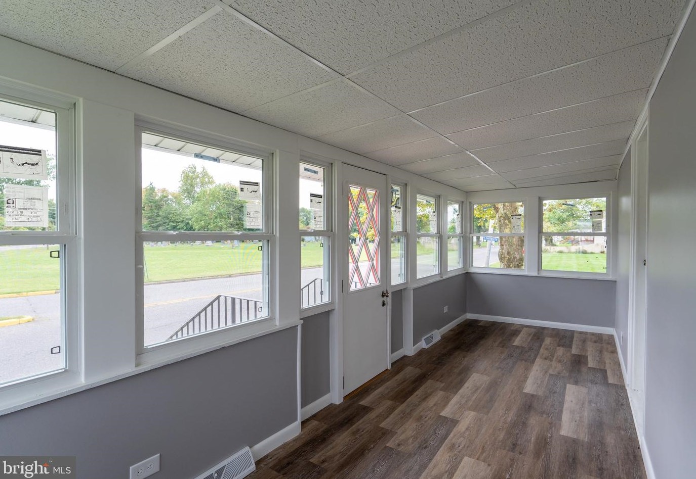 6 Fort Mott Rd, Pennsville NJ  08070-2713 exterior