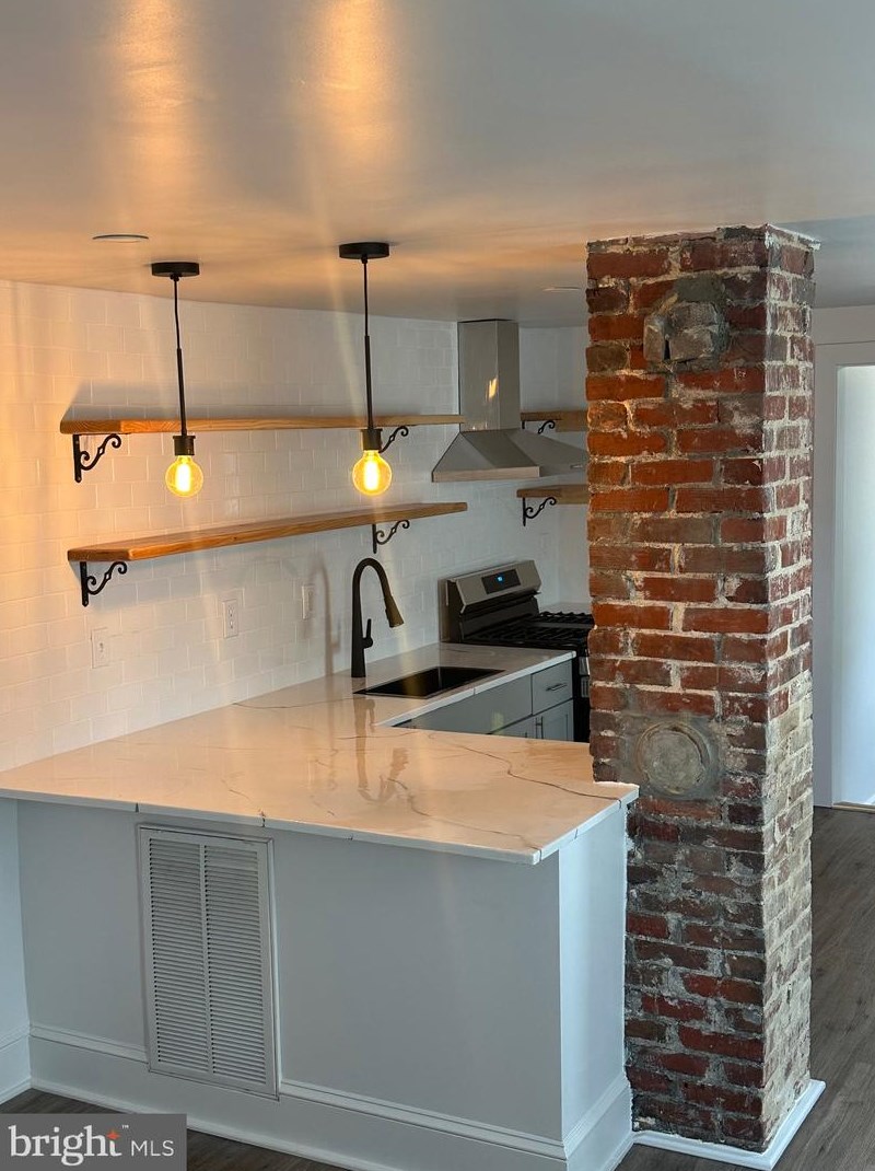 31 Eighth St, Salem NJ  08079-1010 exterior