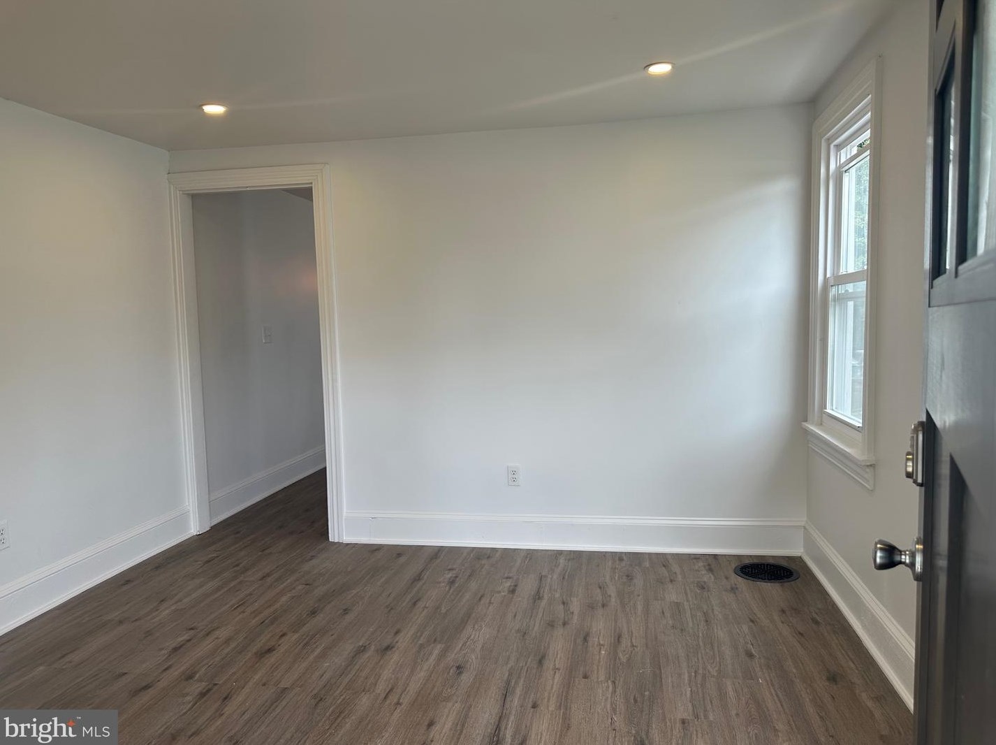 31 Eighth St, Salem NJ  08079-1010 exterior