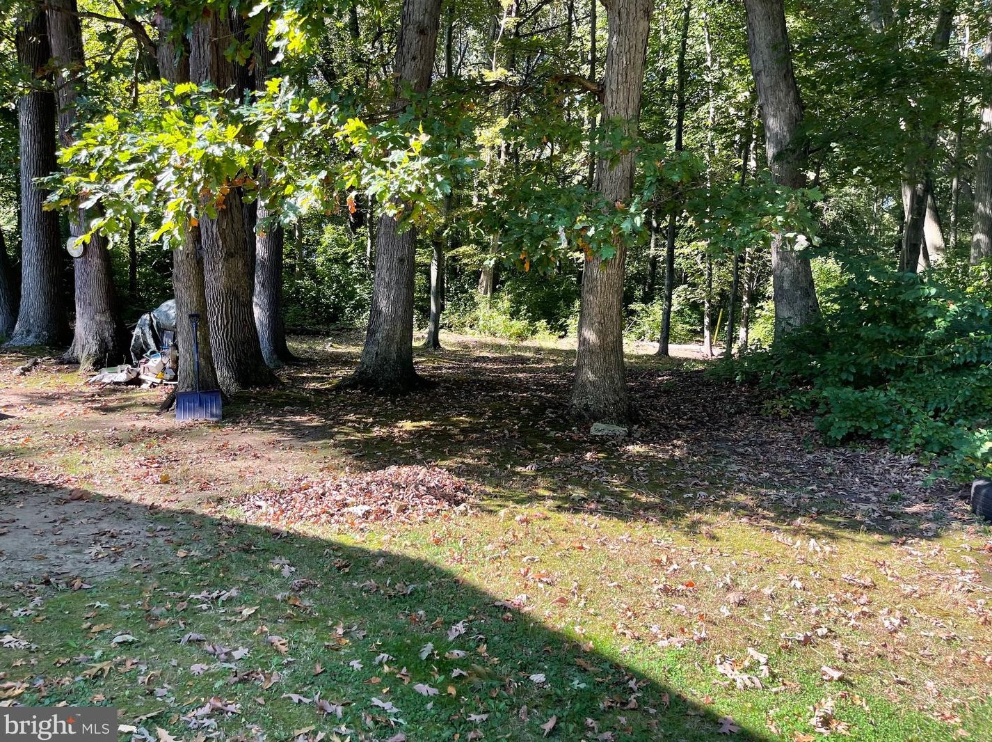 80 Mobile Dr, Pennsville NJ 08070-1039 exterior