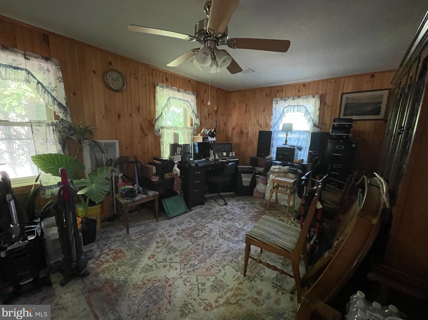 80 Mobile Dr, Pennsville NJ 08070-1039 exterior