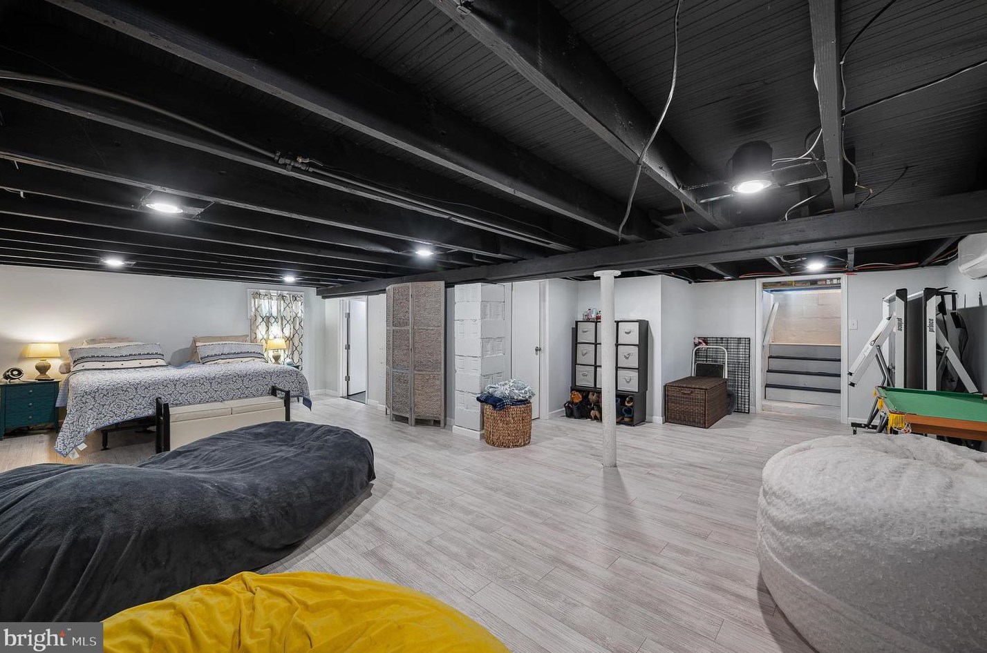 8 Churchtown Rd, Pennsville NJ  08070-1343 exterior