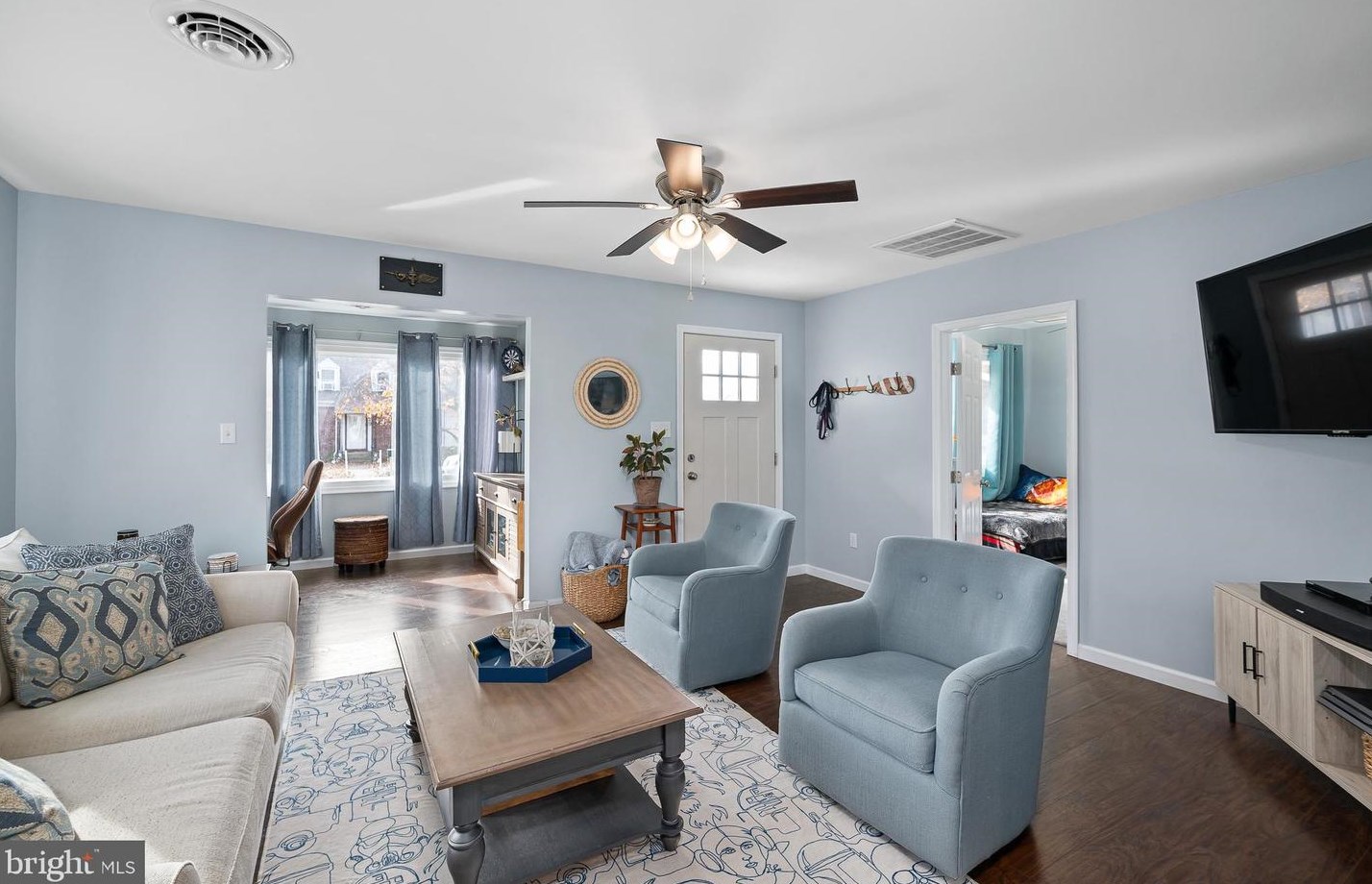 8 Churchtown Rd, Pennsville NJ  08070-1343 exterior