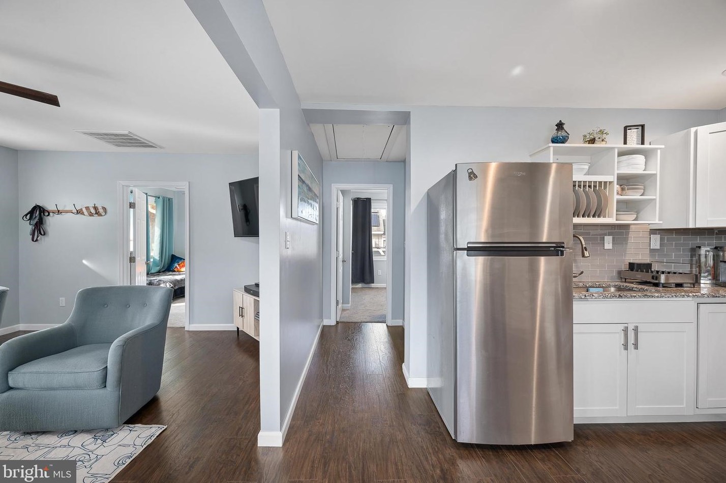 8 Churchtown Rd, Pennsville NJ  08070-1343 exterior