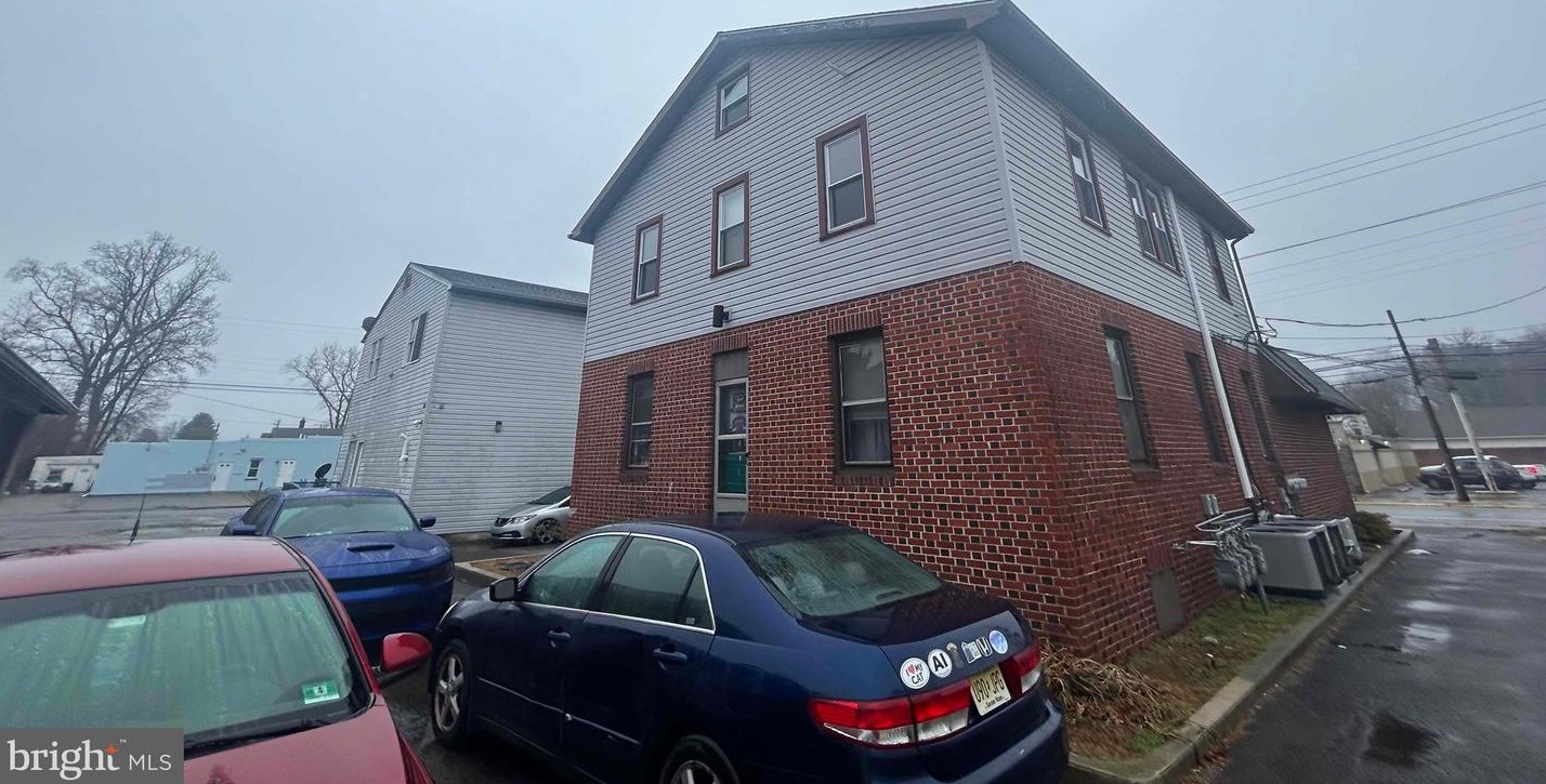 178 Broadway, Pennsville NJ 08070-2606 exterior
