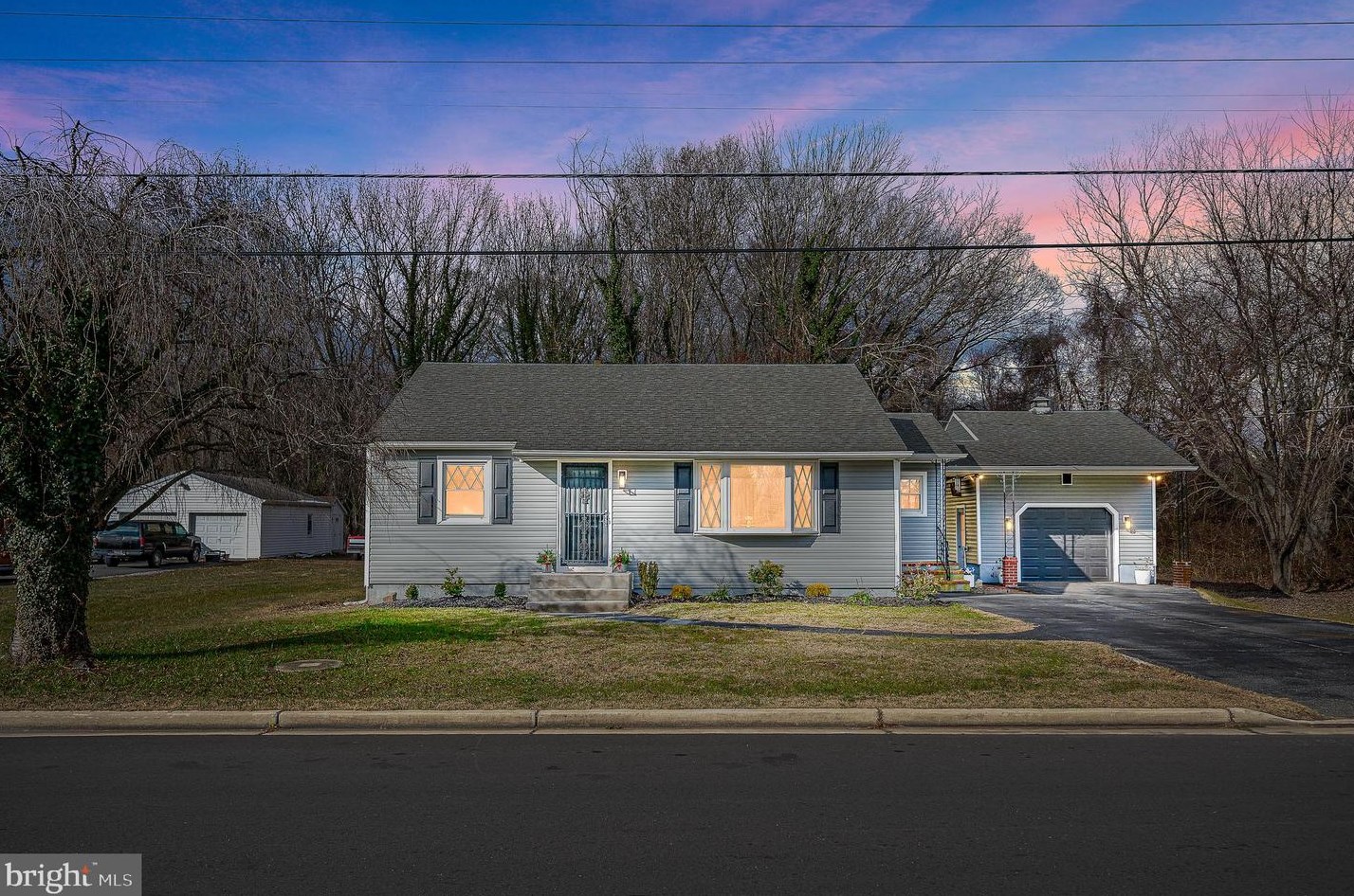 246 Golfwood Ave, Carneys Point Township NJ  08069-2803 exterior