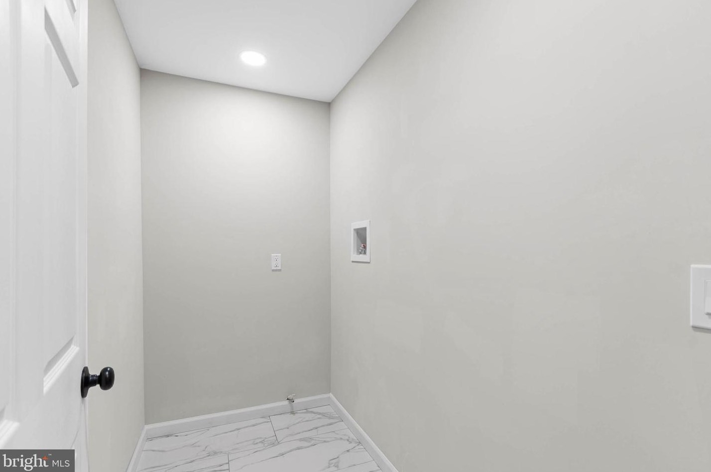 325 Hook Rd, Pennsville NJ  08070-1151 exterior