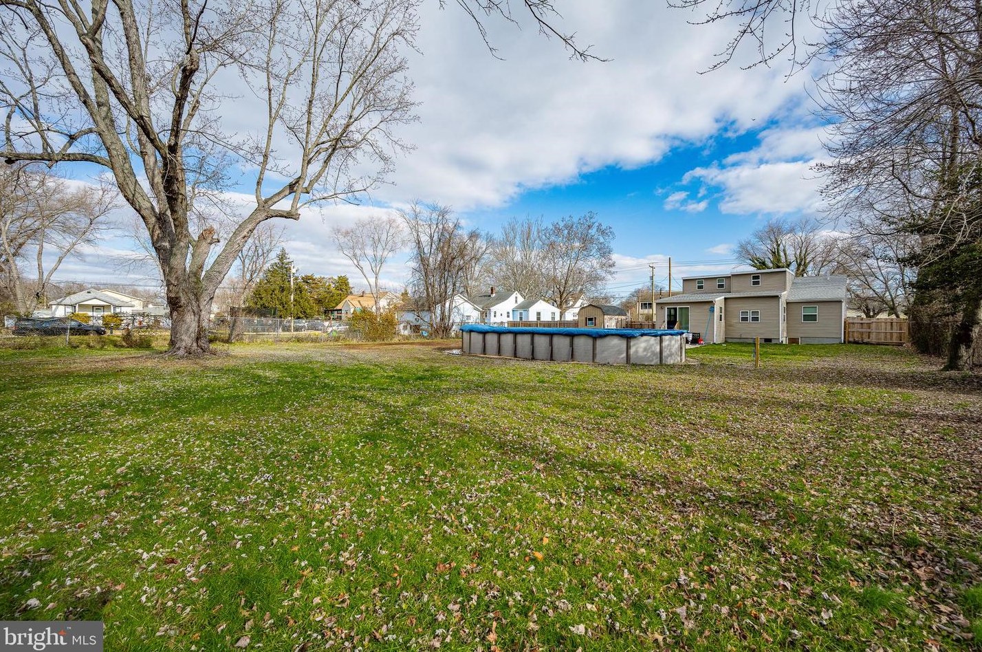 325 Hook Rd, Pennsville NJ  08070-1151 exterior