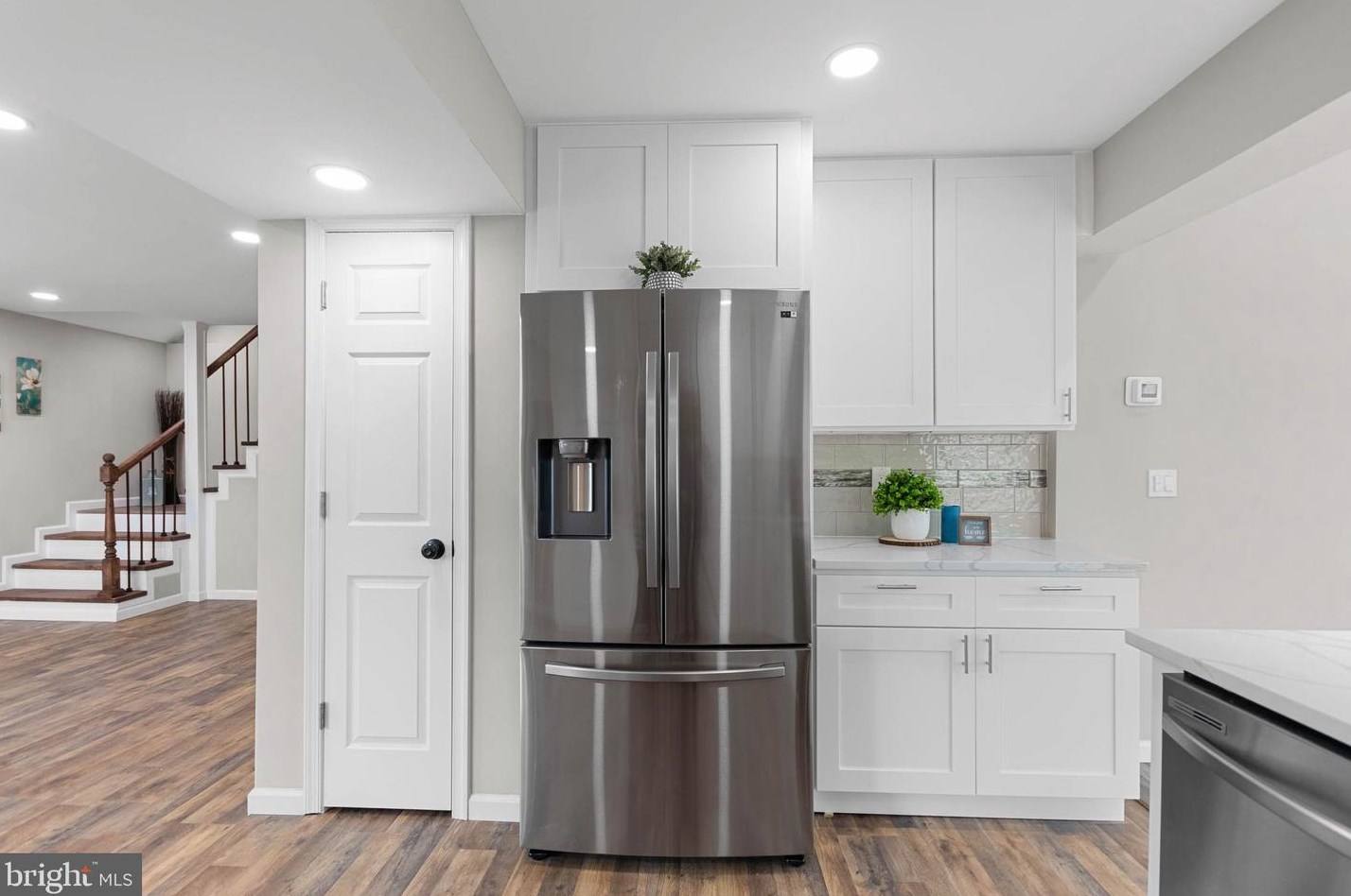 325 Hook Rd, Pennsville NJ  08070-1151 exterior