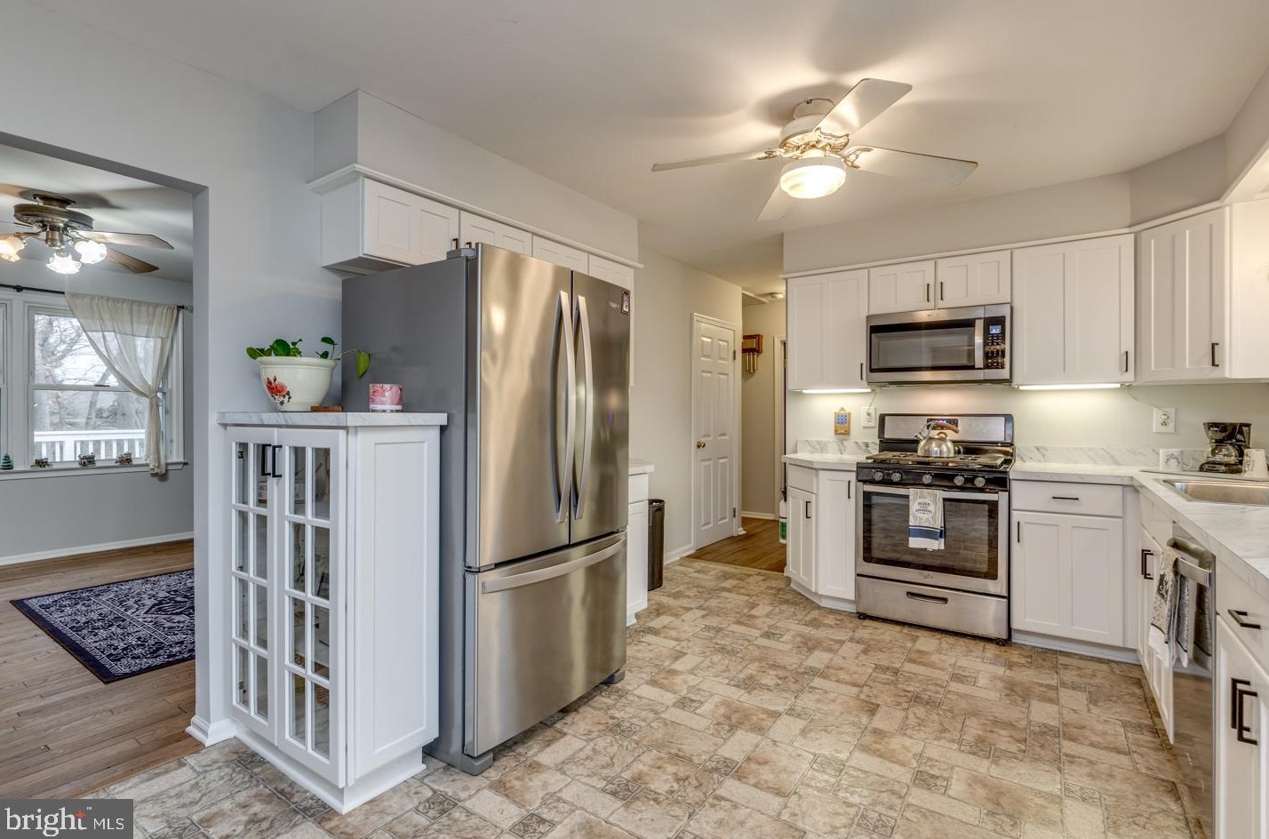 15 Commissioners Pike, Pilesgrove NJ 08098-2033 exterior