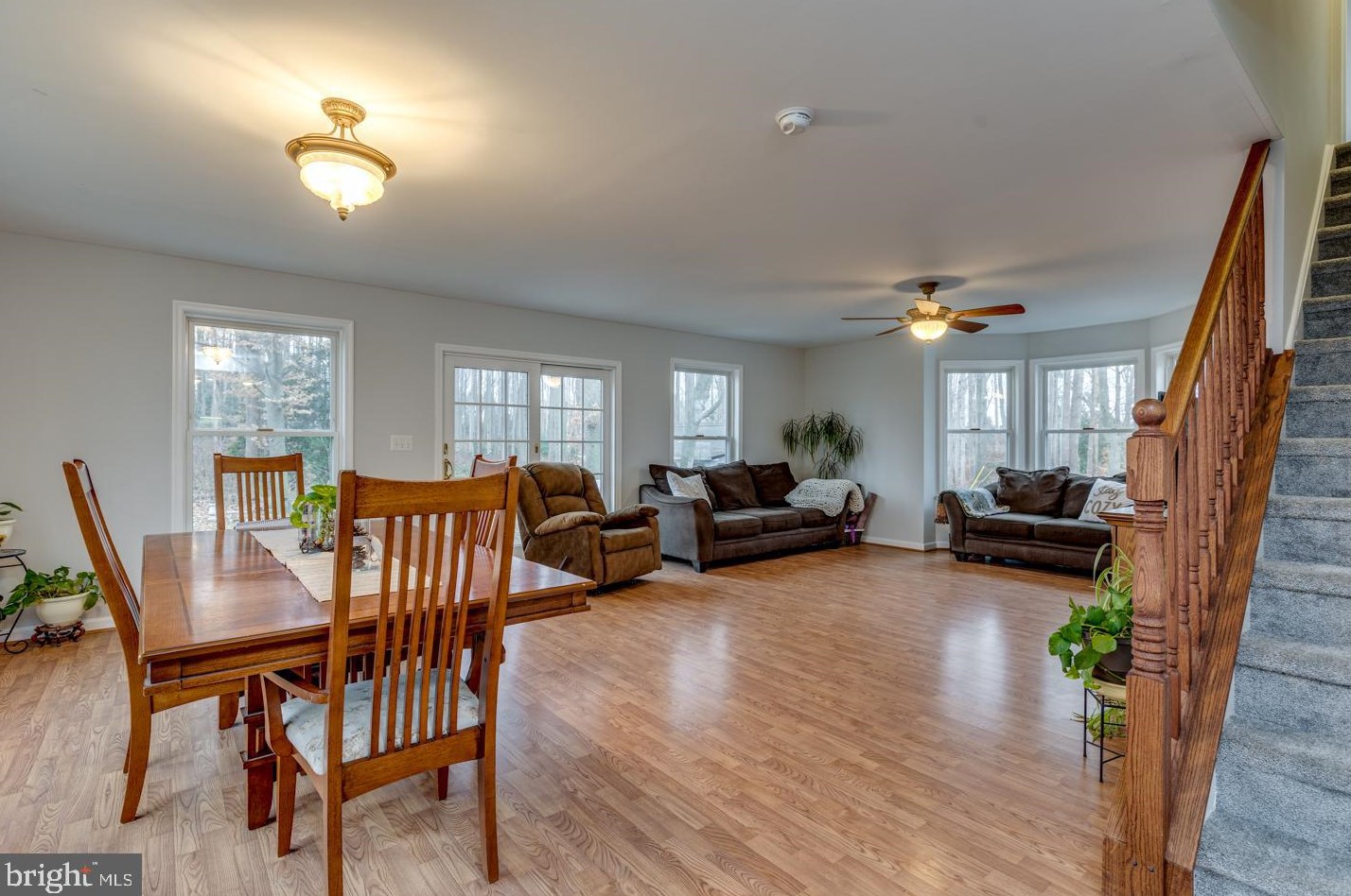 15 Commissioners Pike, Pilesgrove NJ 08098-2033 exterior