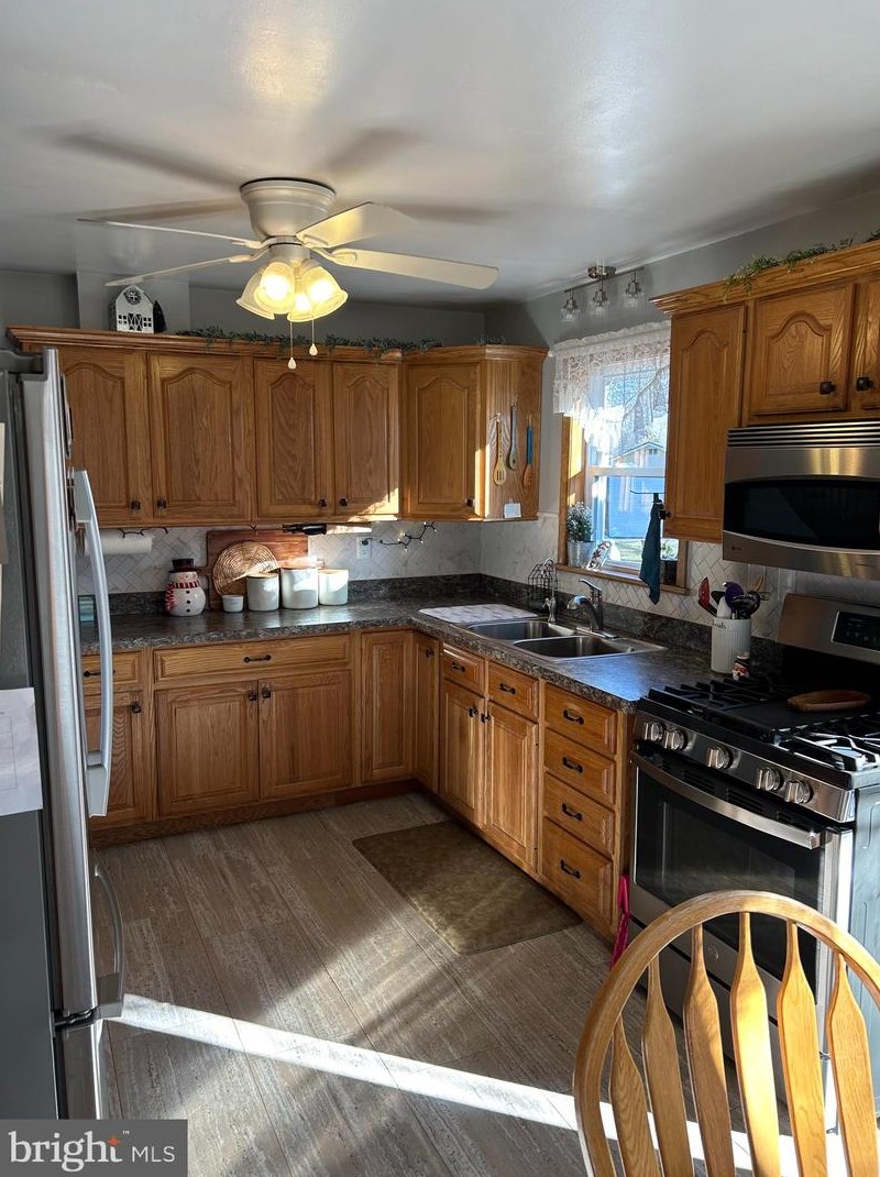 56 Acton Station Rd, Salem NJ 08079-3905 exterior