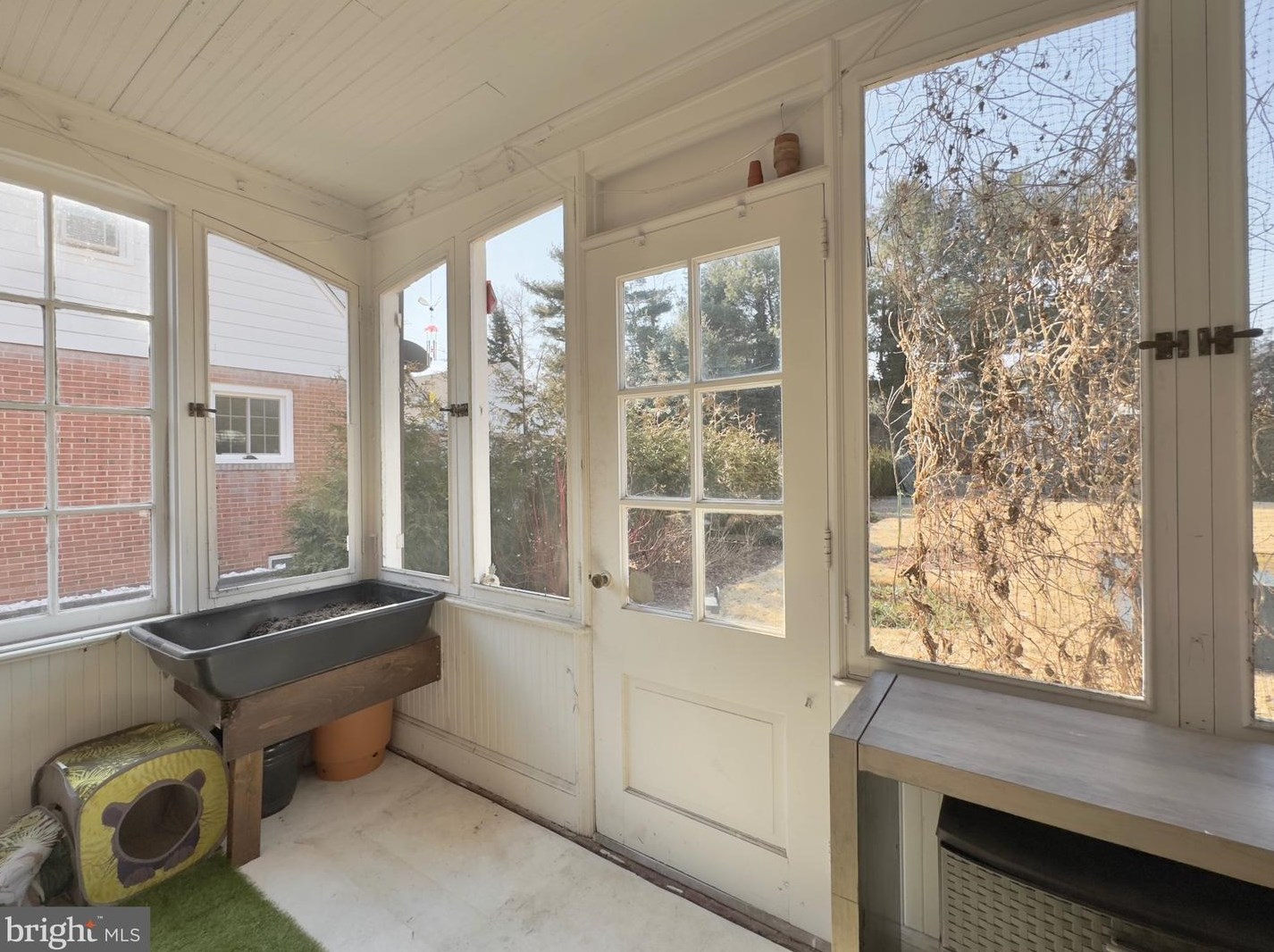 31 Fenwick Dr, Carneys Point Township NJ  08069-2546 exterior